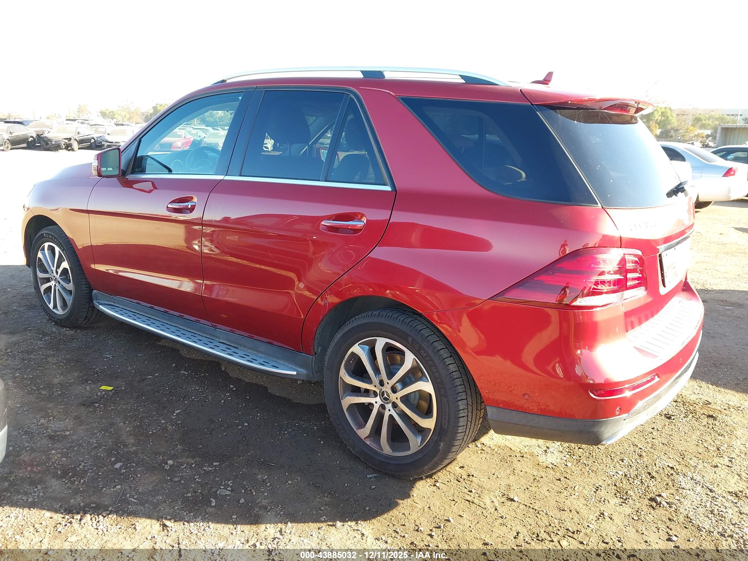 MERCEDES-BENZ GLE image 3