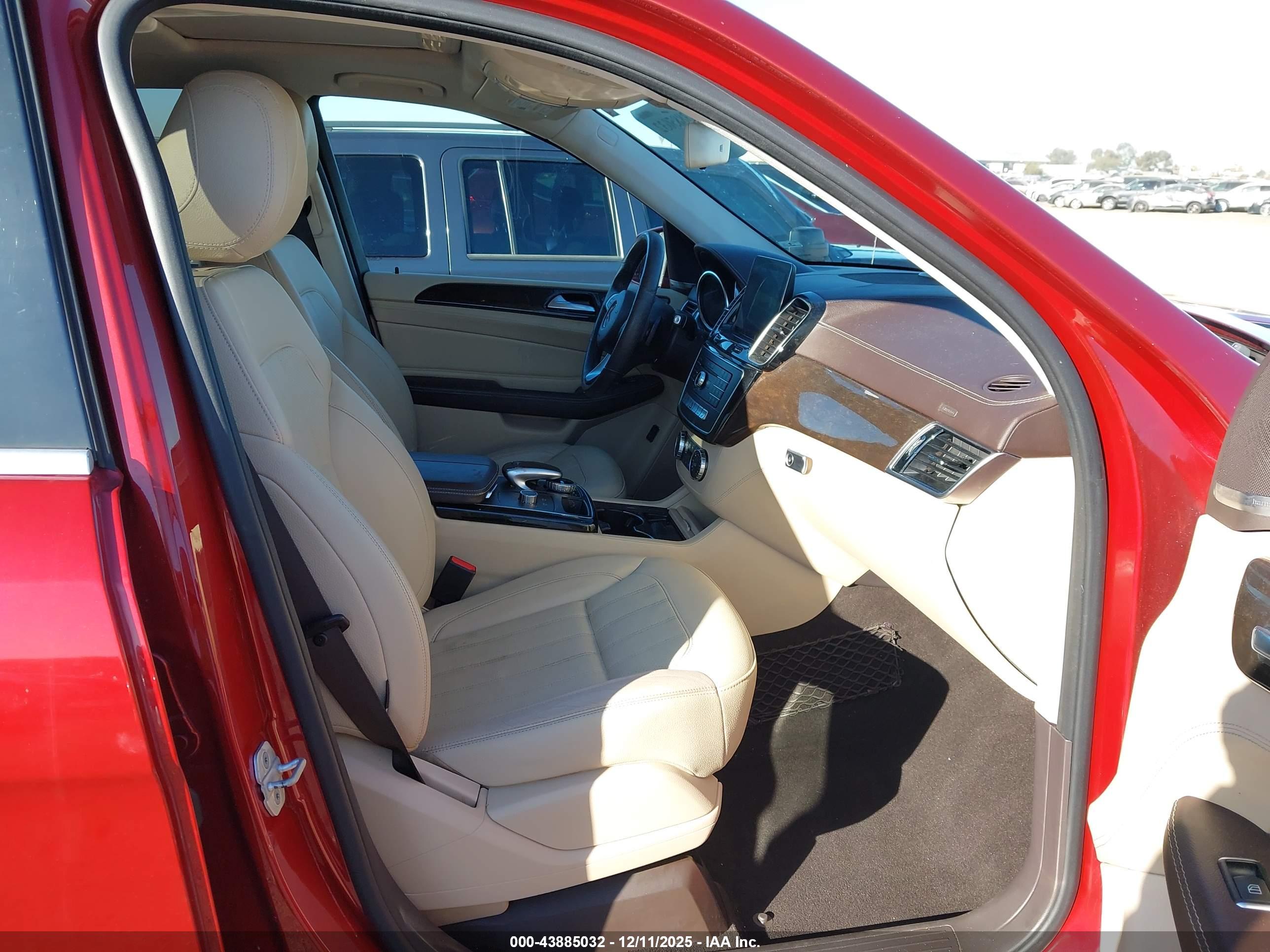 MERCEDES-BENZ GLE image 5