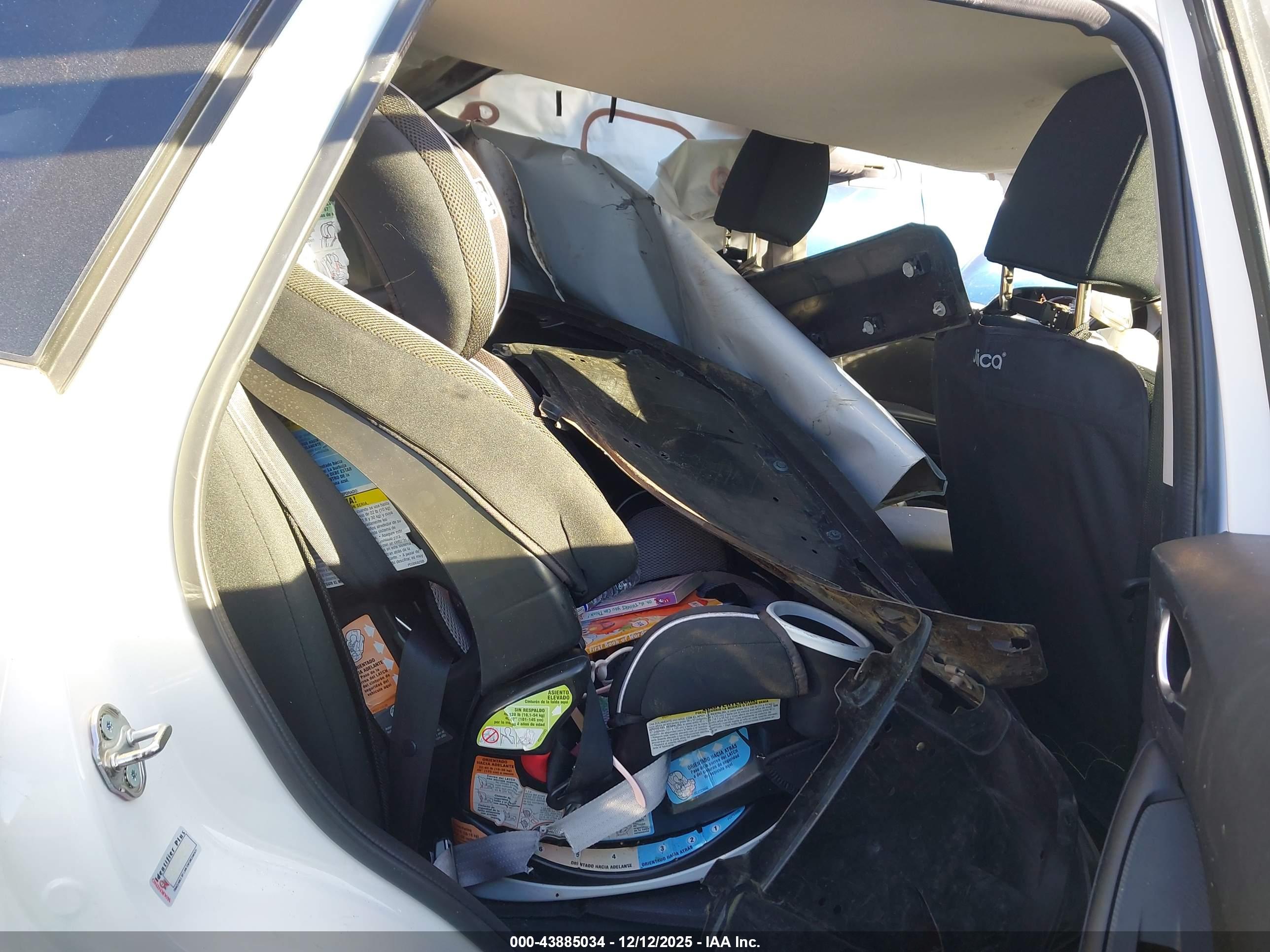 MAZDA CX-5 image 8