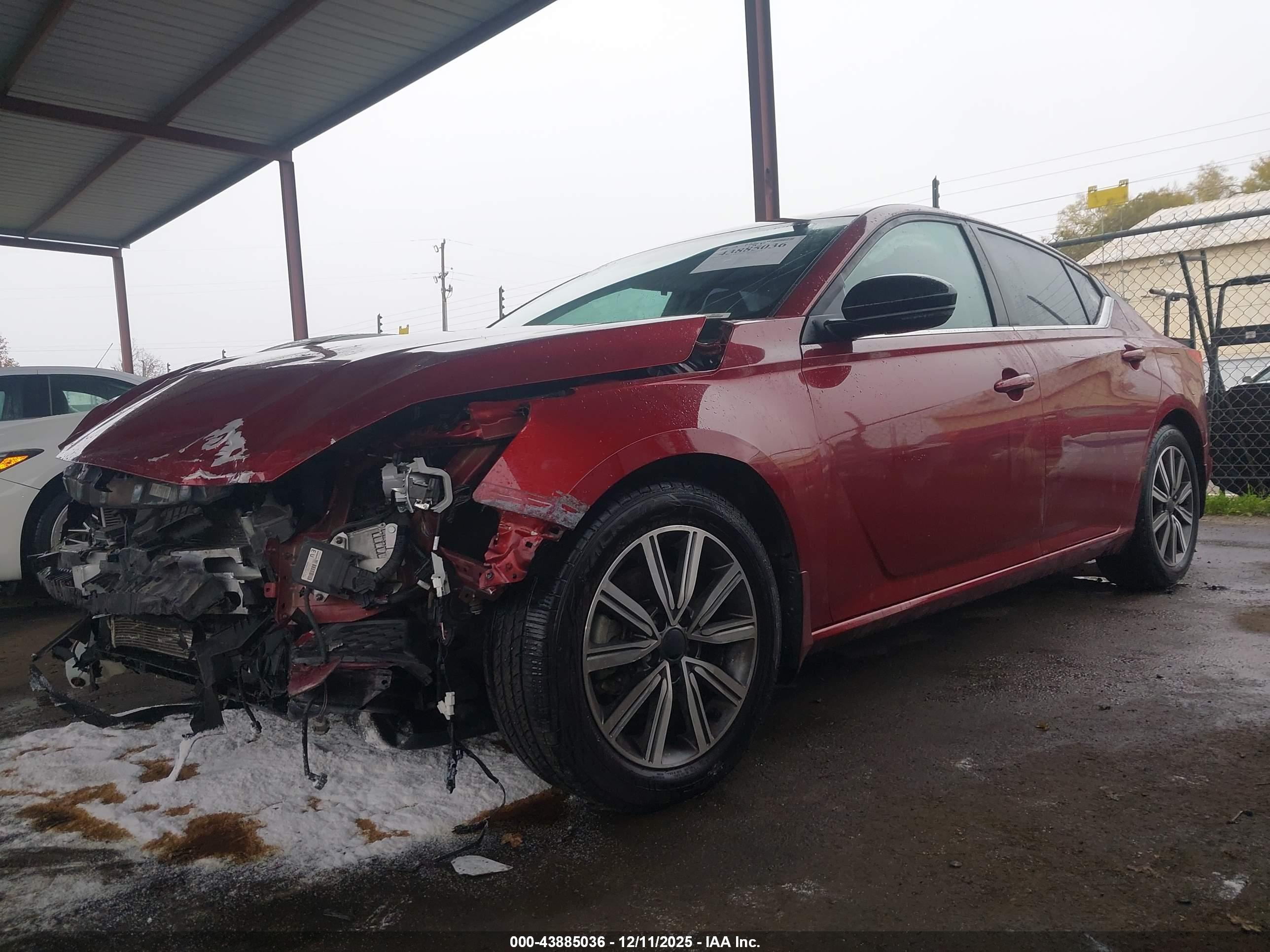 NISSAN ALTIMA image 2