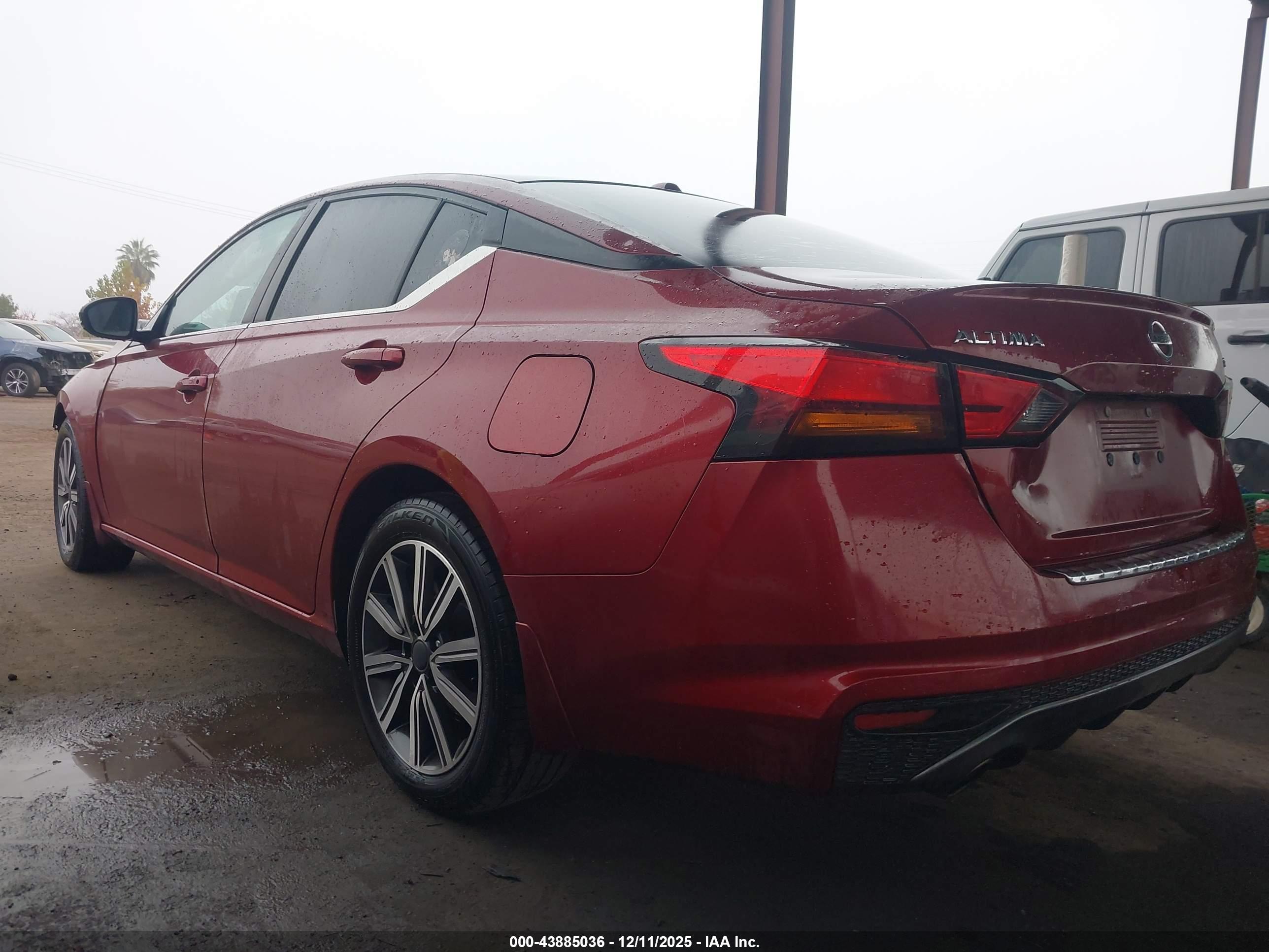 NISSAN ALTIMA image 3