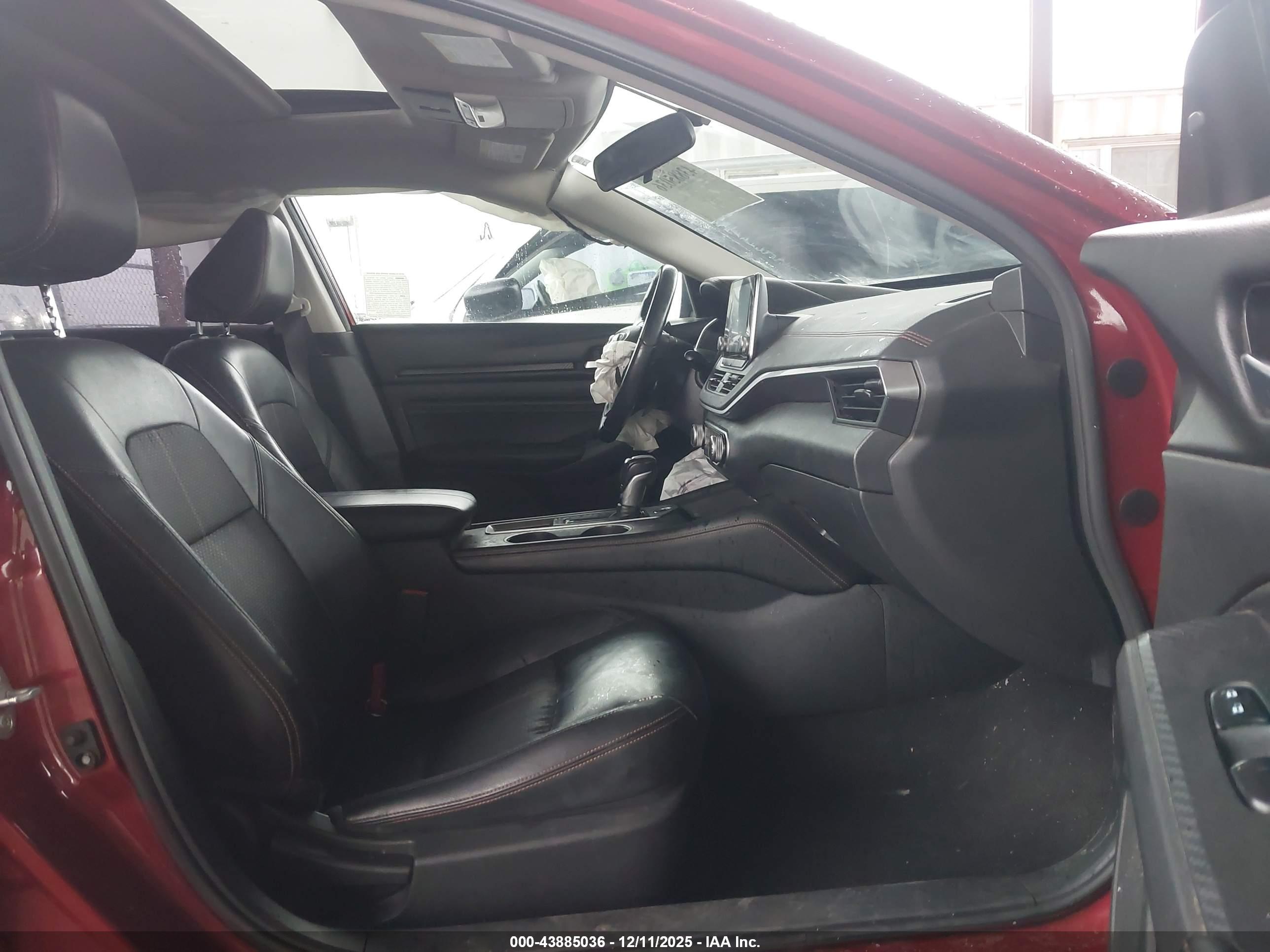 NISSAN ALTIMA image 5