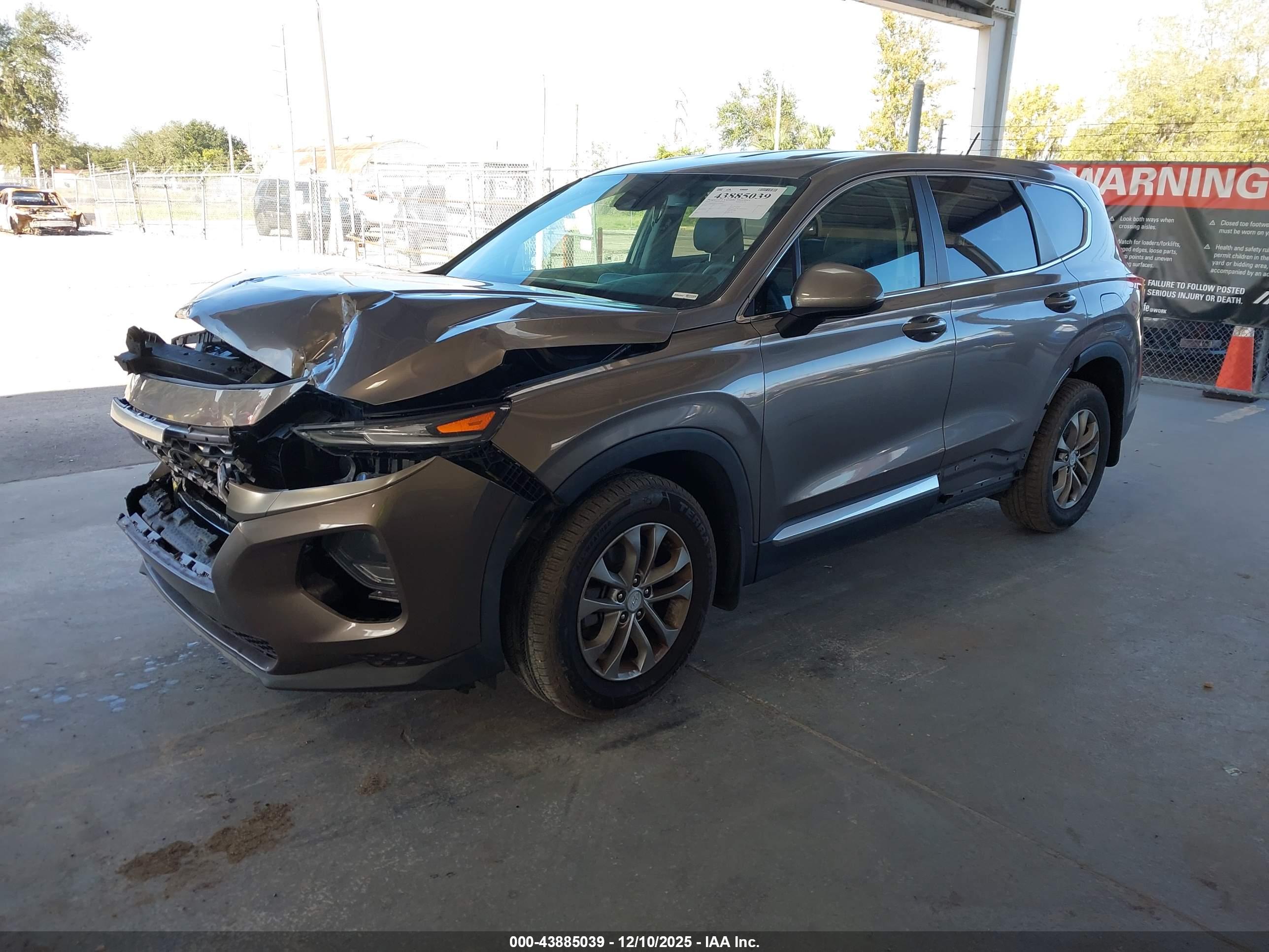 HYUNDAI SANTA image 2