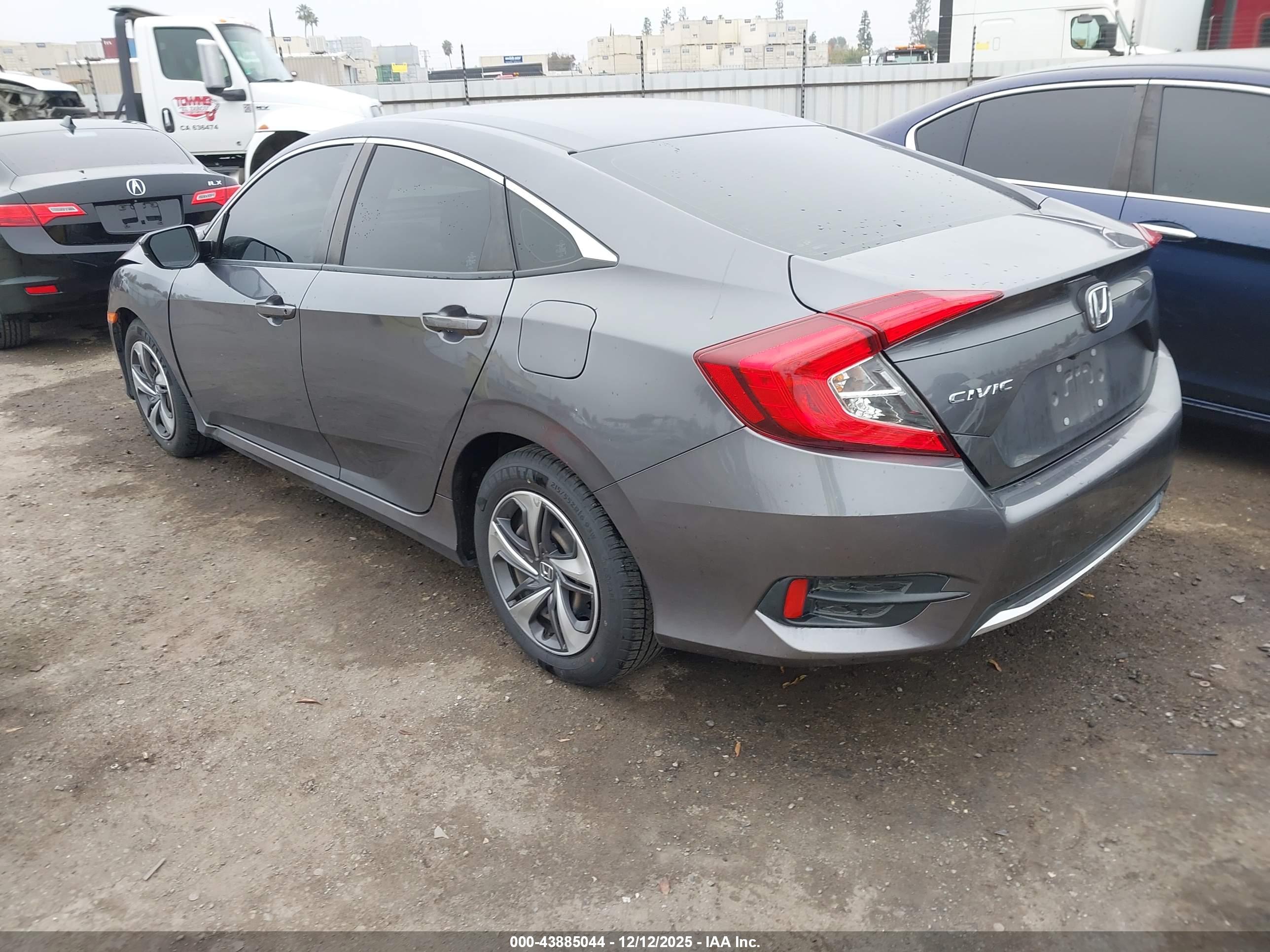 HONDA CIVIC image 3