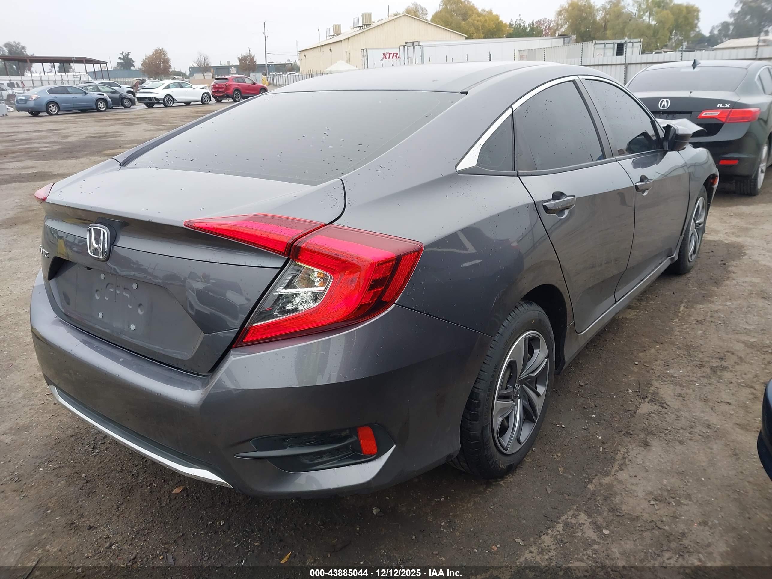 HONDA CIVIC image 4