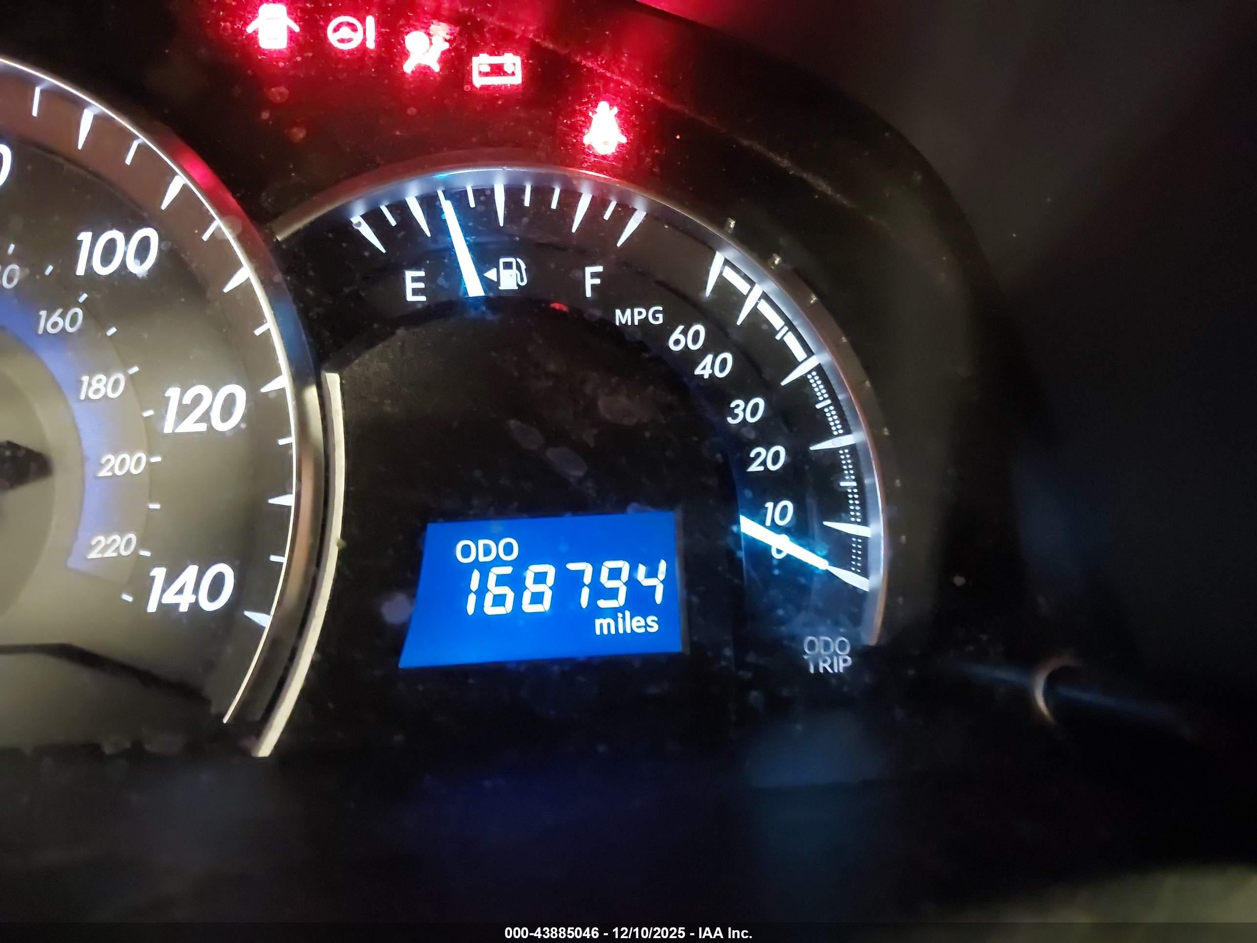 TOYOTA CAMRY image 7