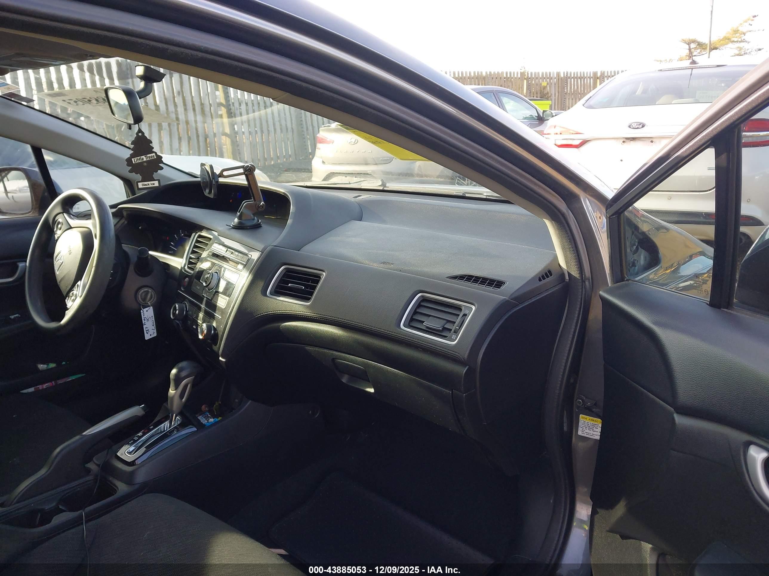 HONDA CIVIC image 5