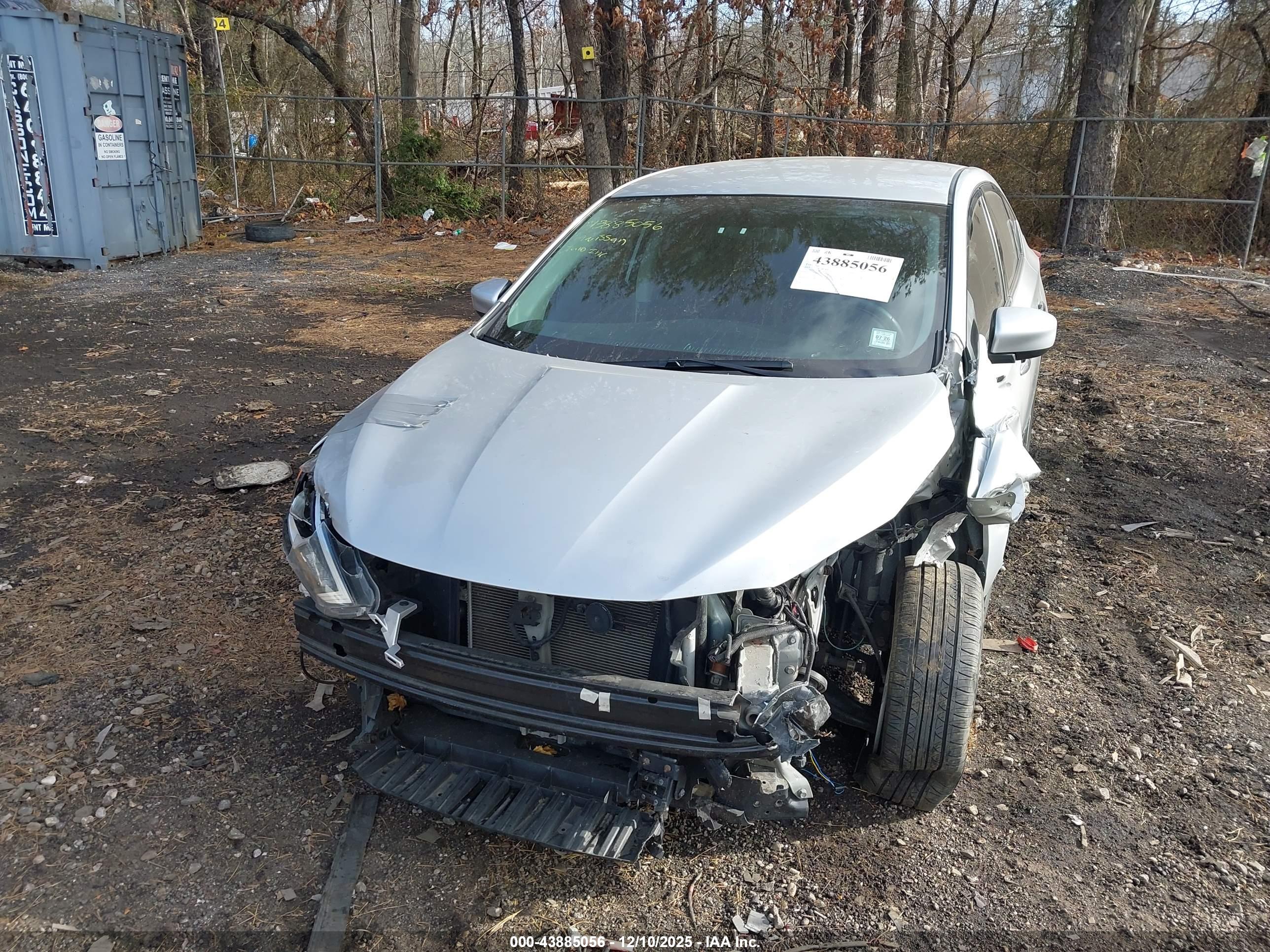 NISSAN SENTRA image 6
