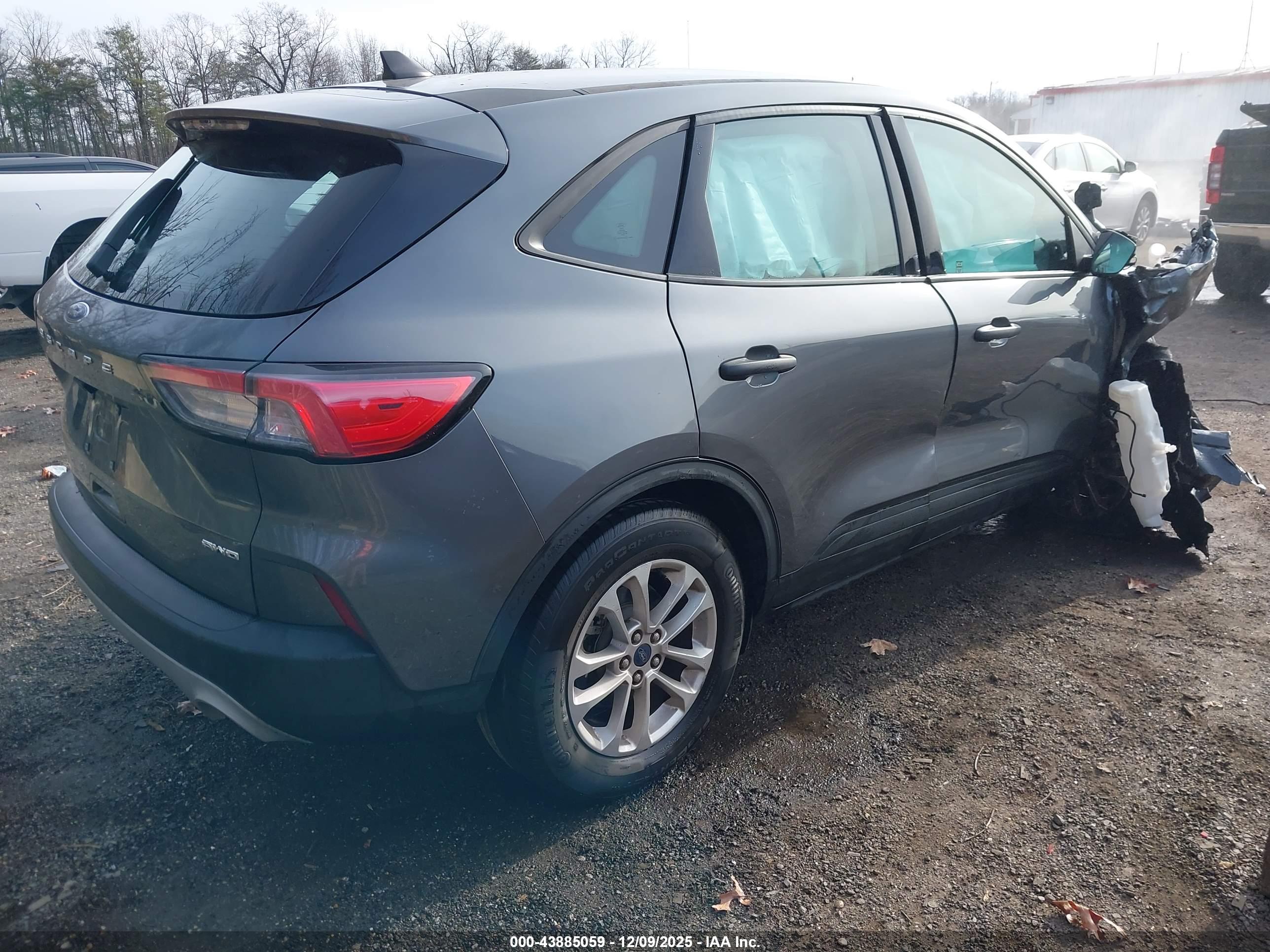 FORD ESCAPE image 4