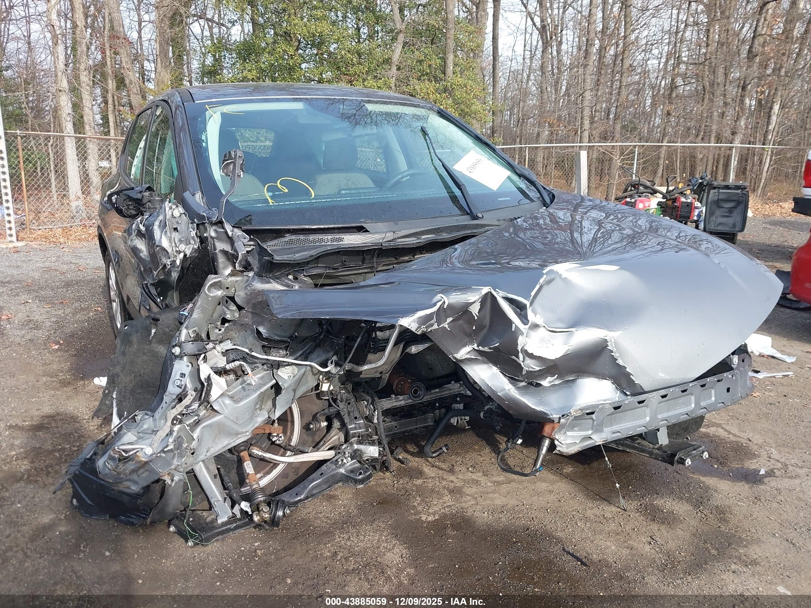 FORD ESCAPE image 6