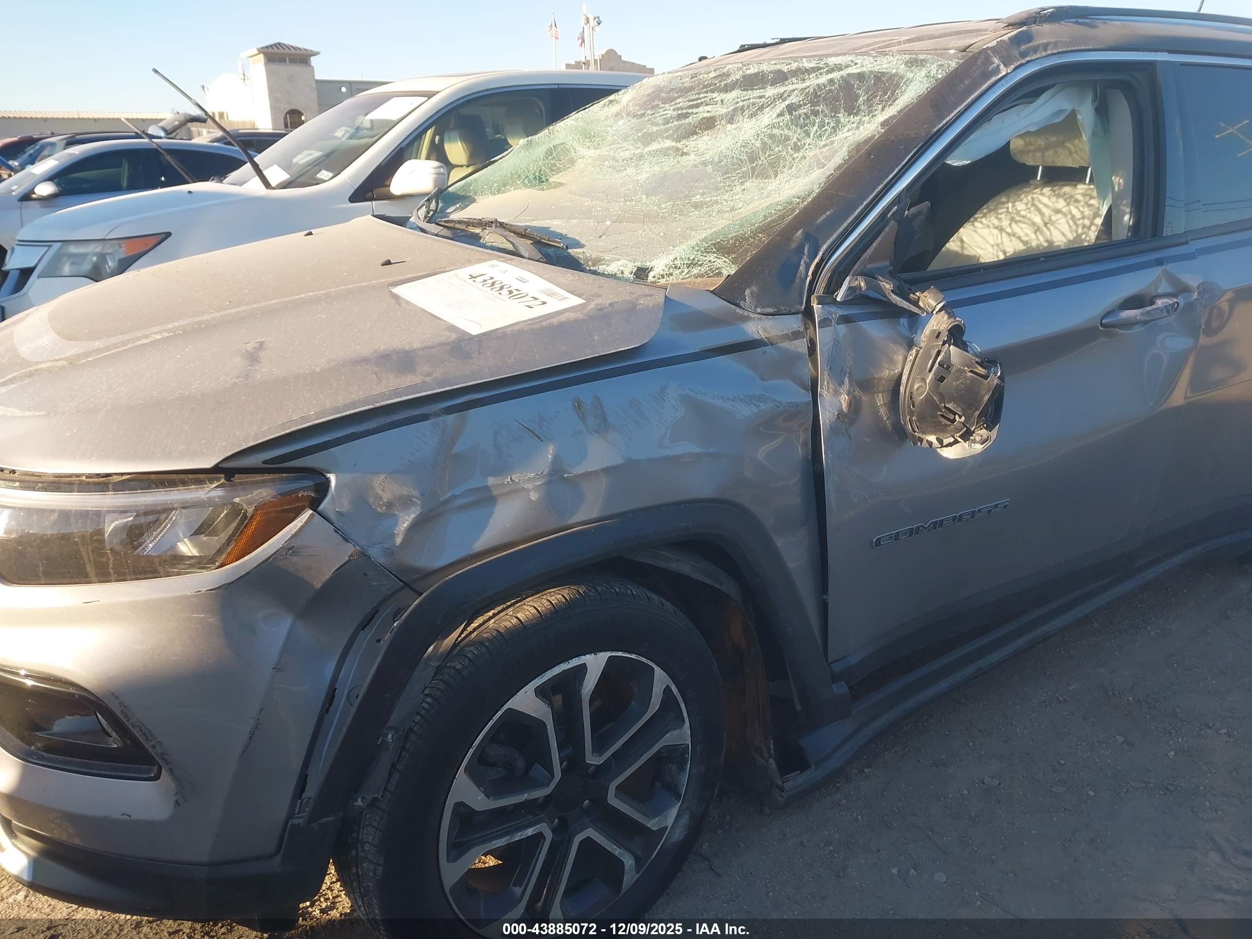 JEEP COMPASS image 6