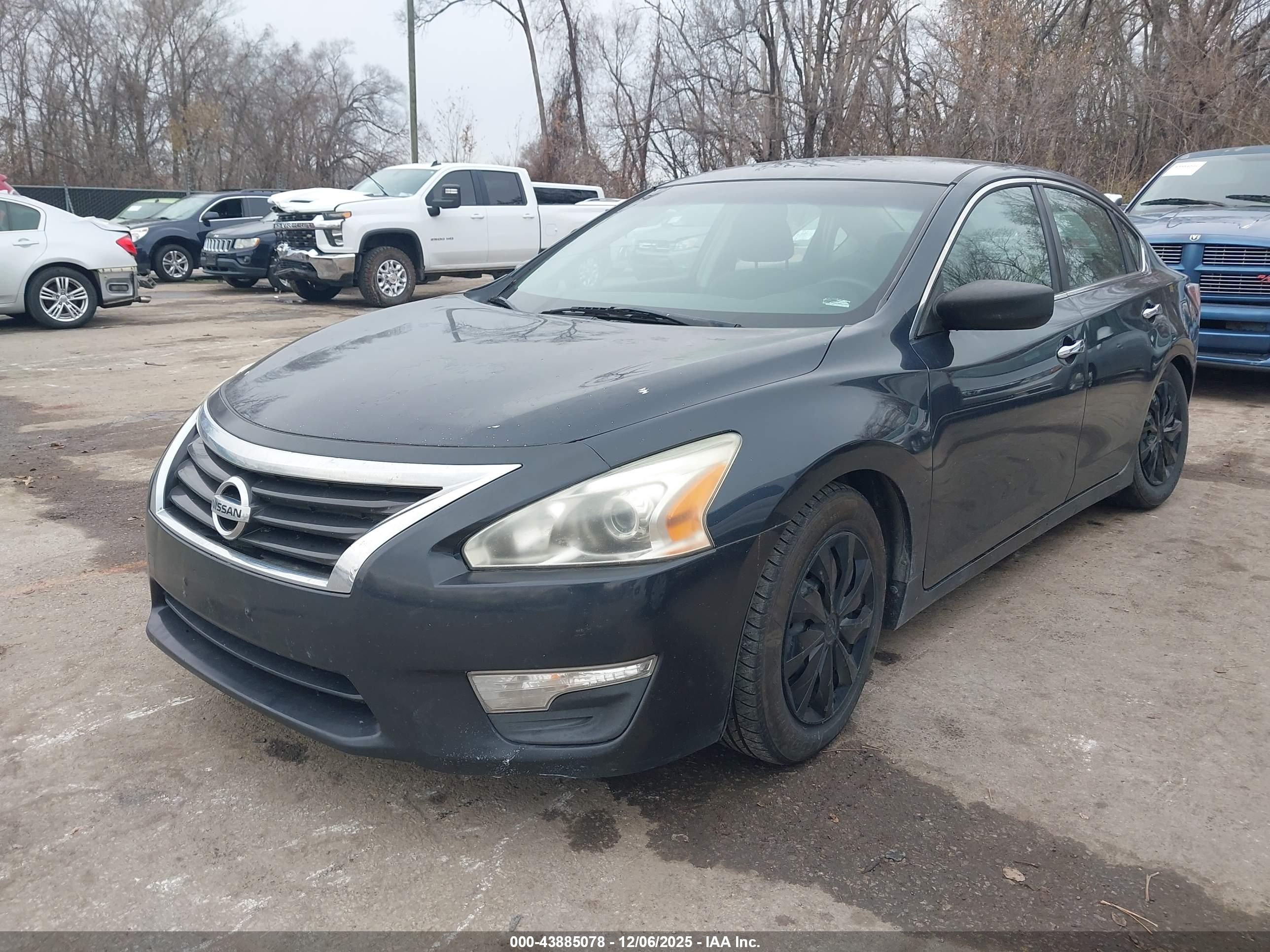 NISSAN ALTIMA image 2