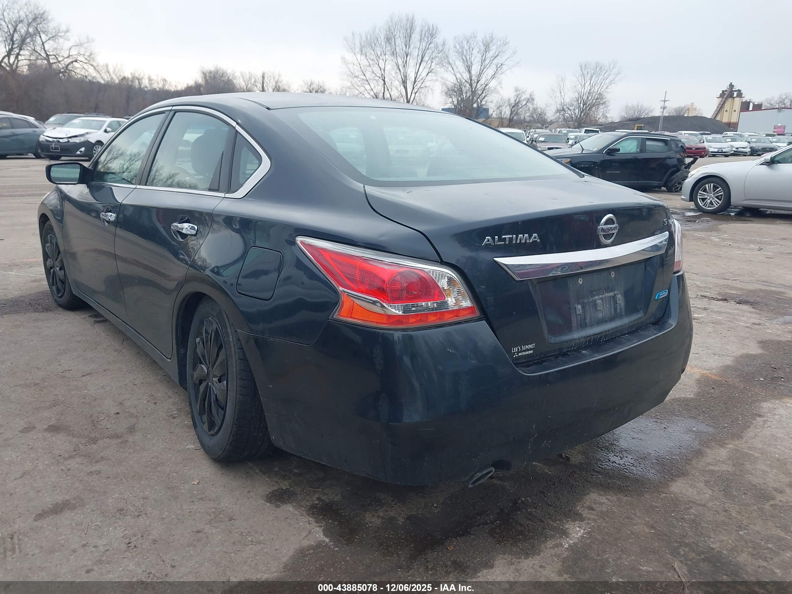 NISSAN ALTIMA image 3