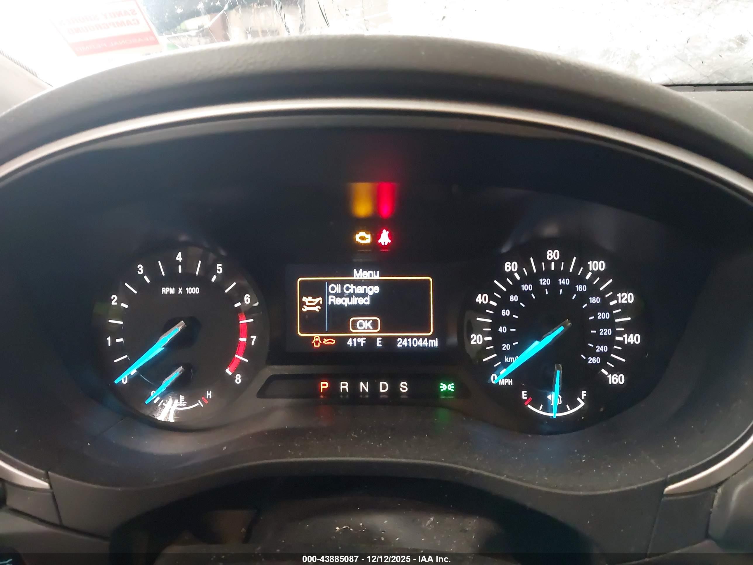 FORD FUSION image 7