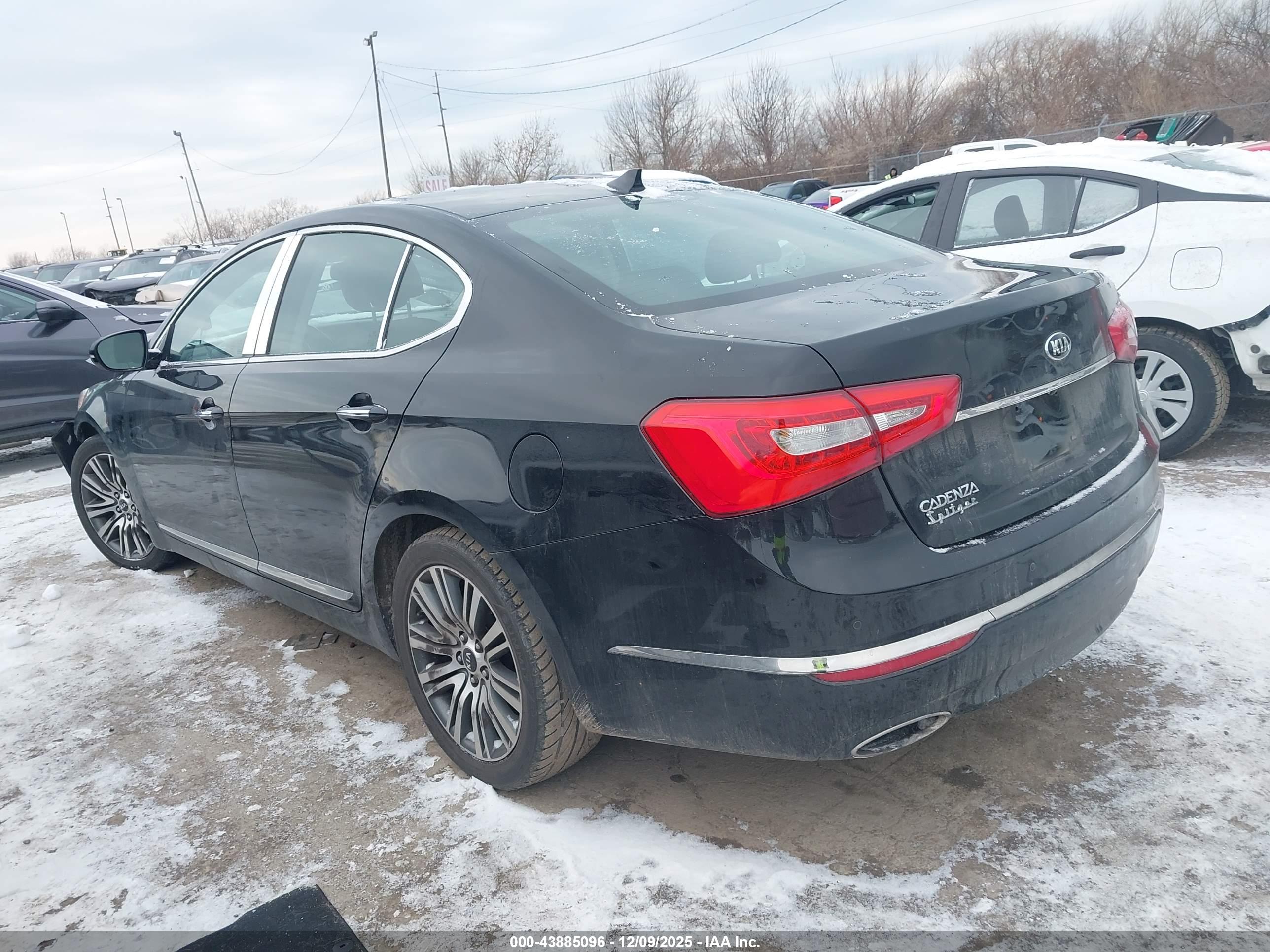 KIA CADENZA image 3