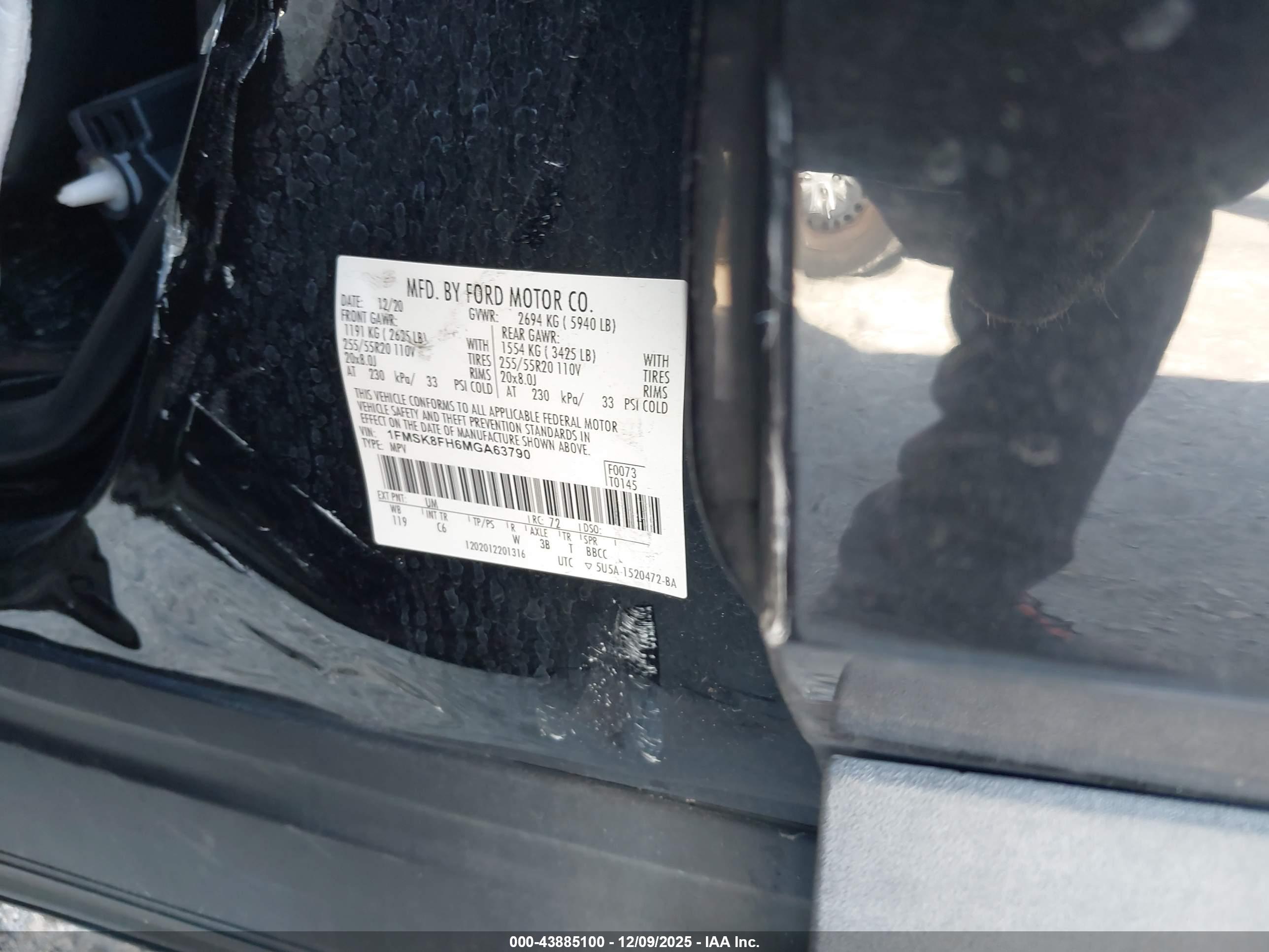 FORD EXPLORER image 9