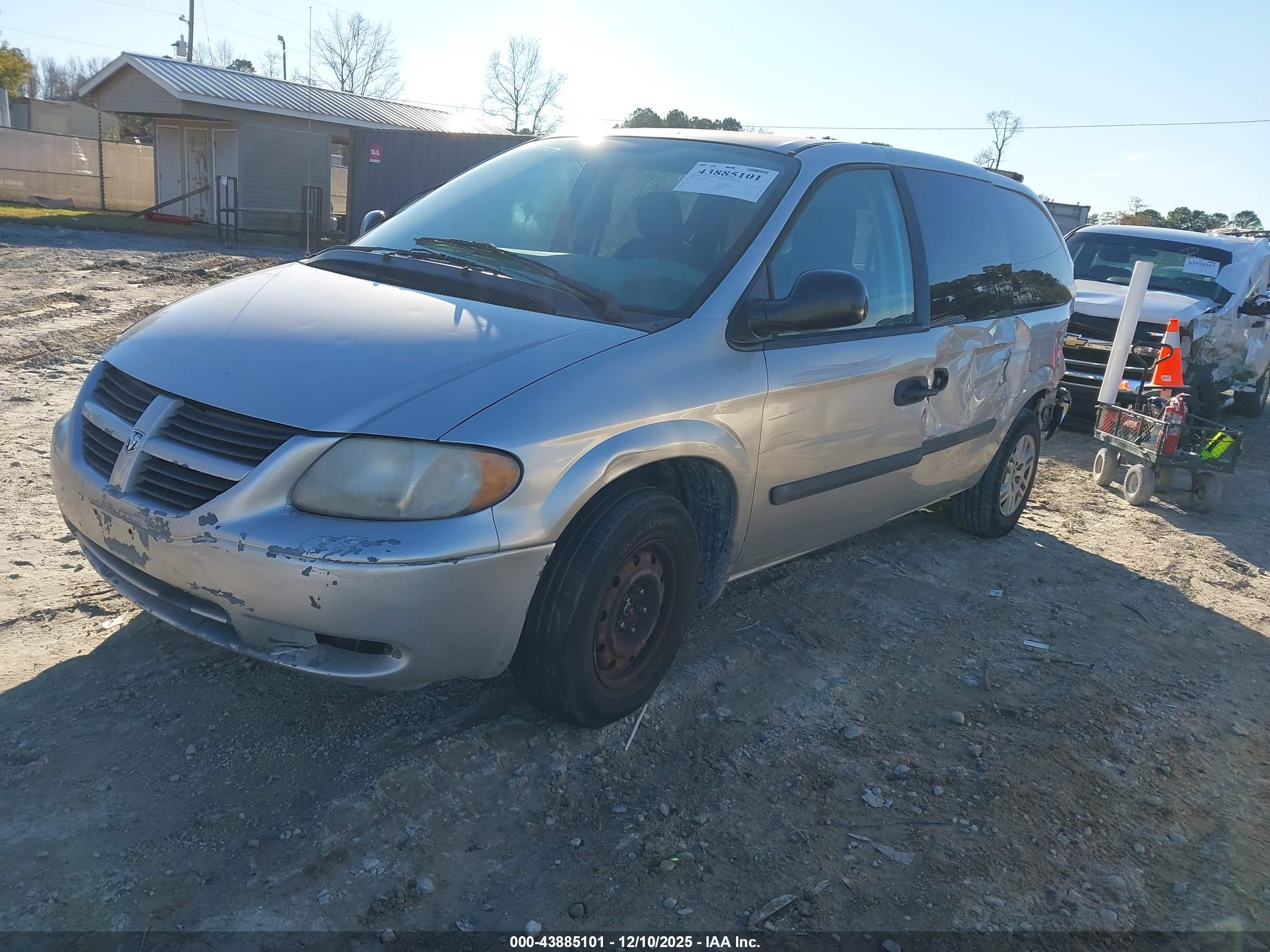 DODGE GRAND image 2