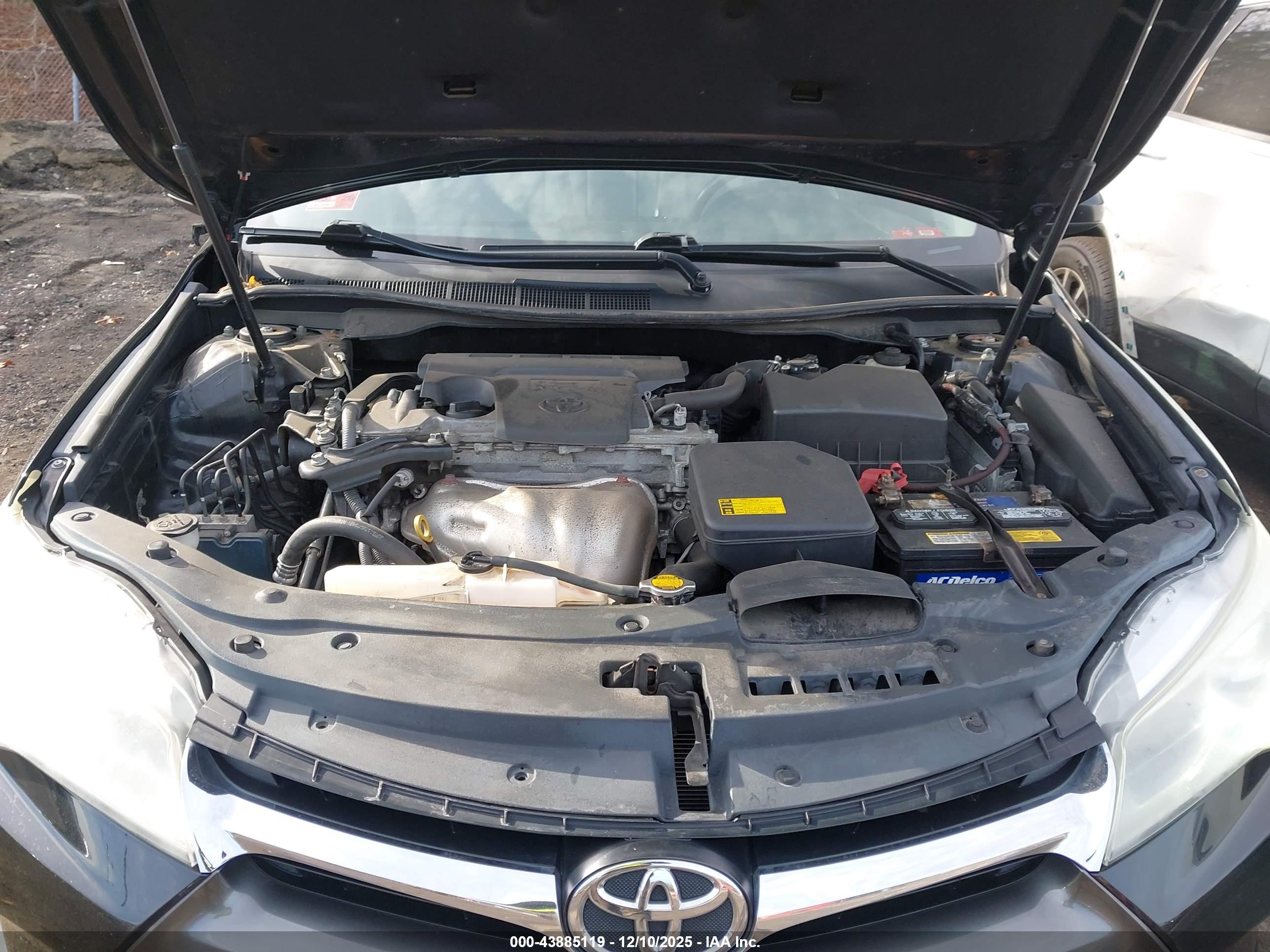 TOYOTA CAMRY image 10