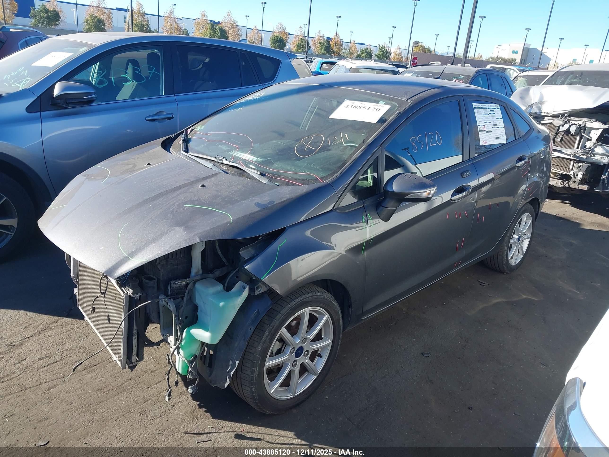 FORD FIESTA image 2