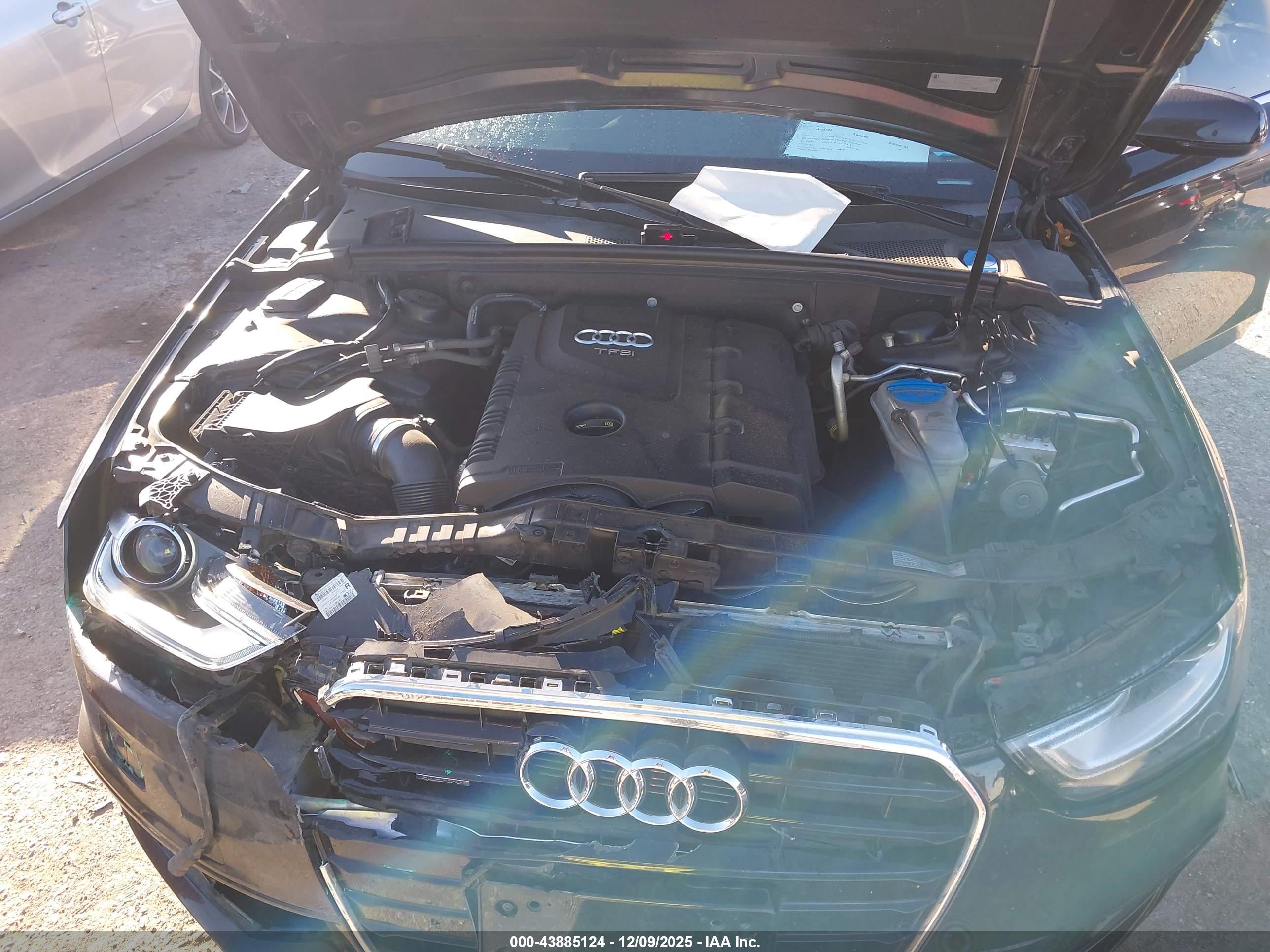 AUDI A4 image 10