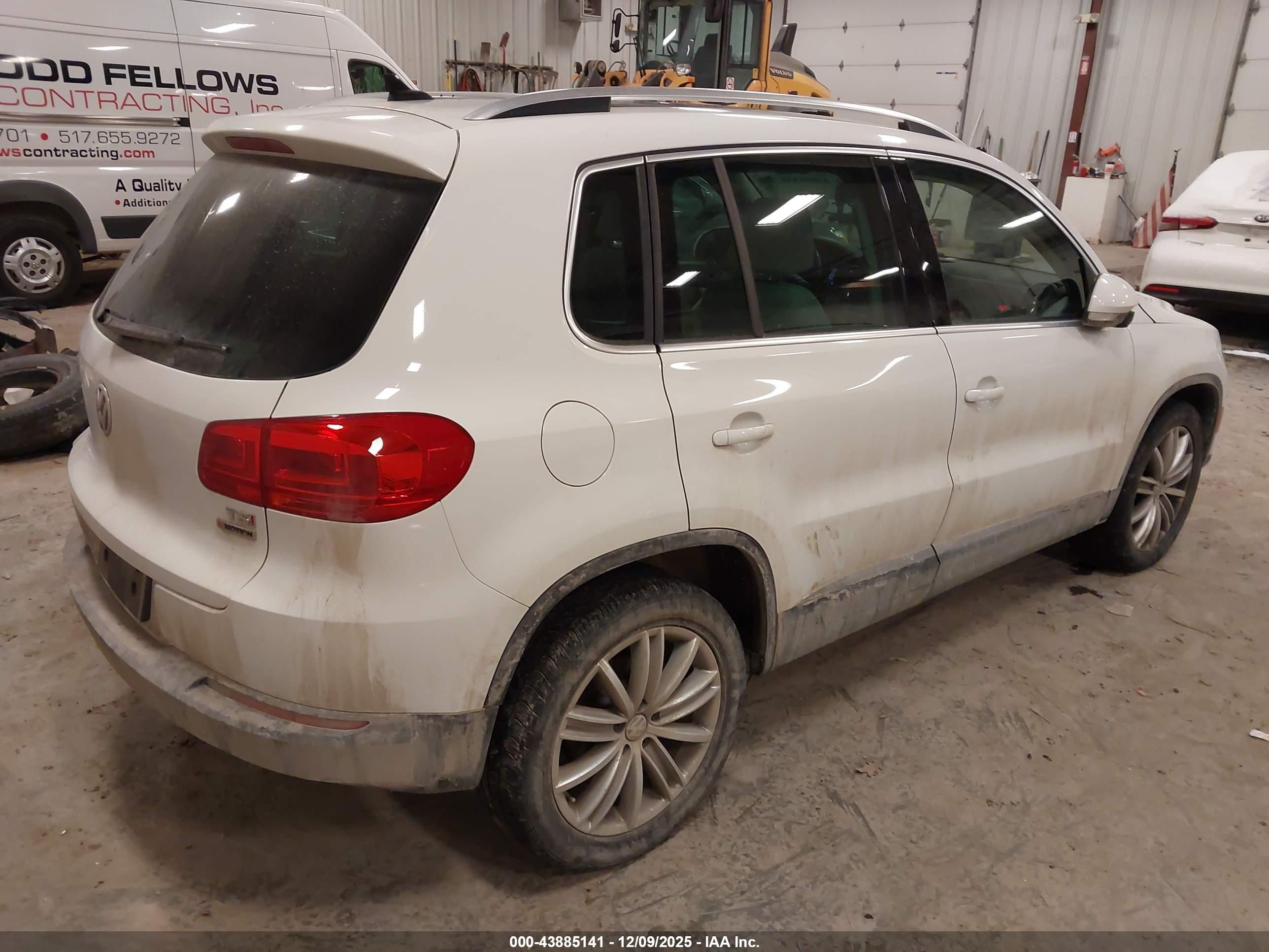VOLKSWAGEN TIGUAN image 4
