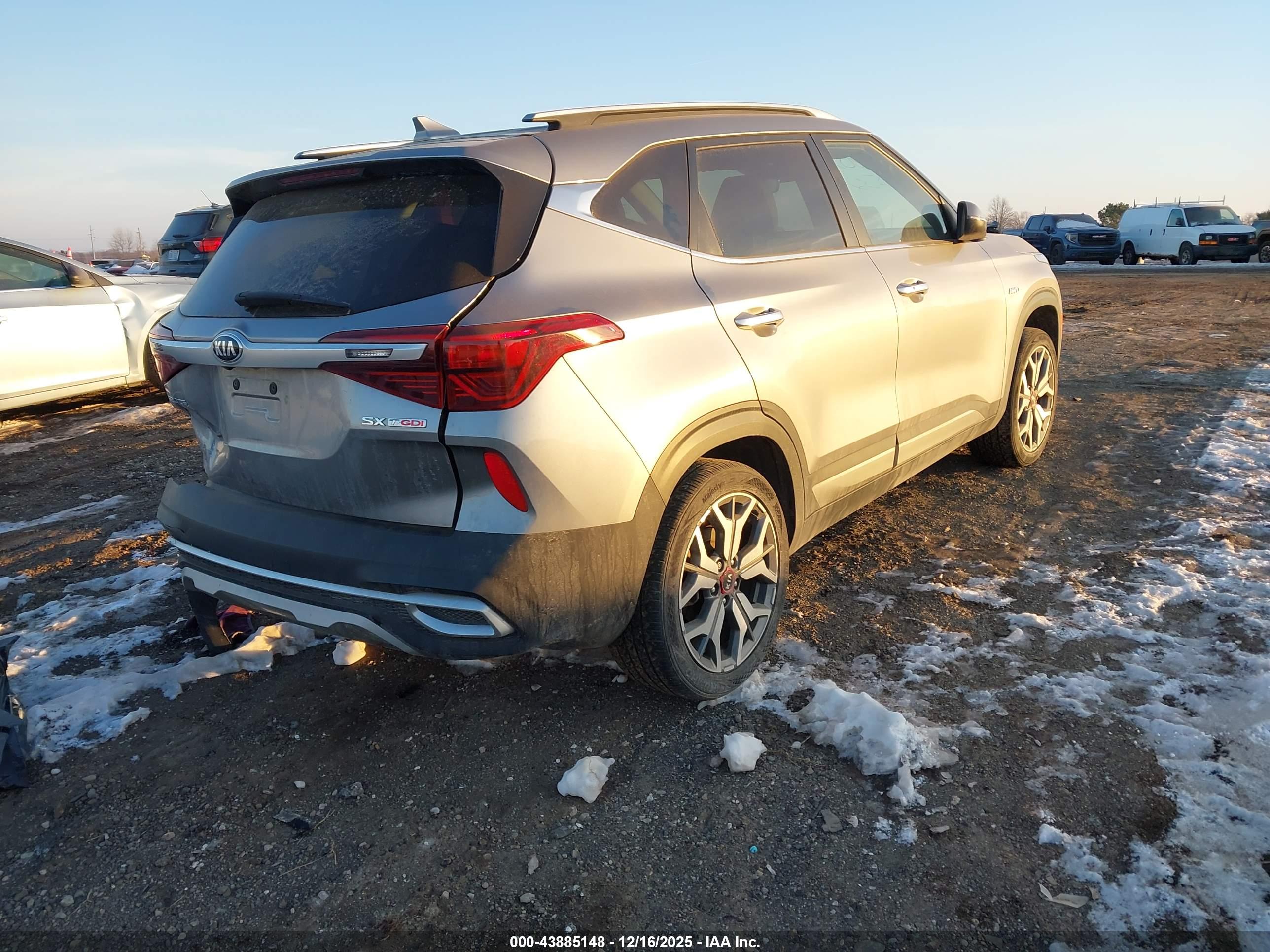 KIA SELTOS image 4