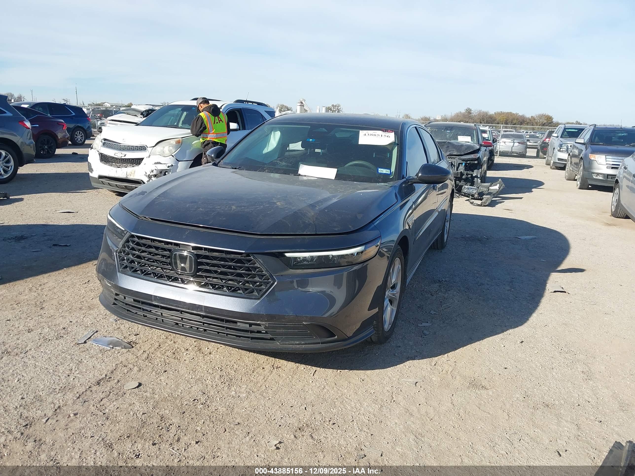 HONDA ACCORD image 2