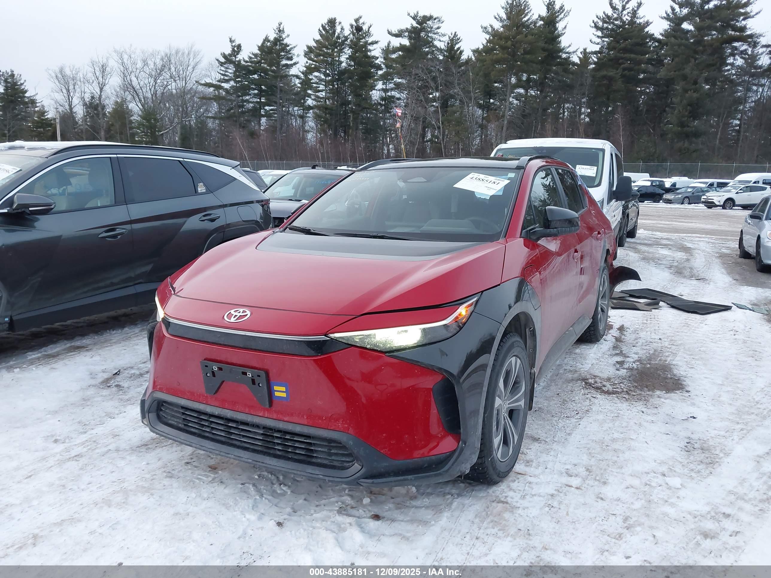 TOYOTA BZ4X image 2