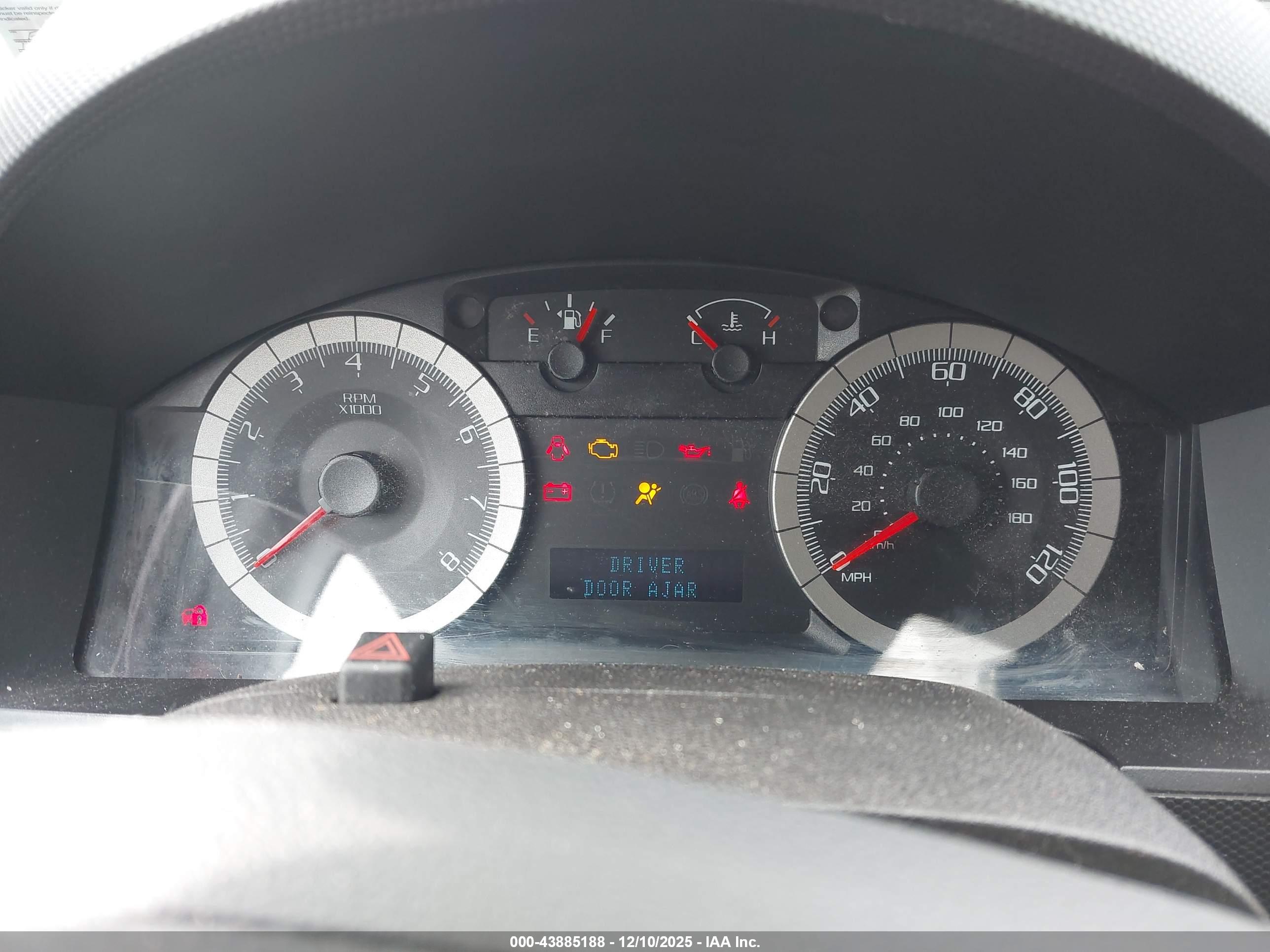 FORD ESCAPE image 7