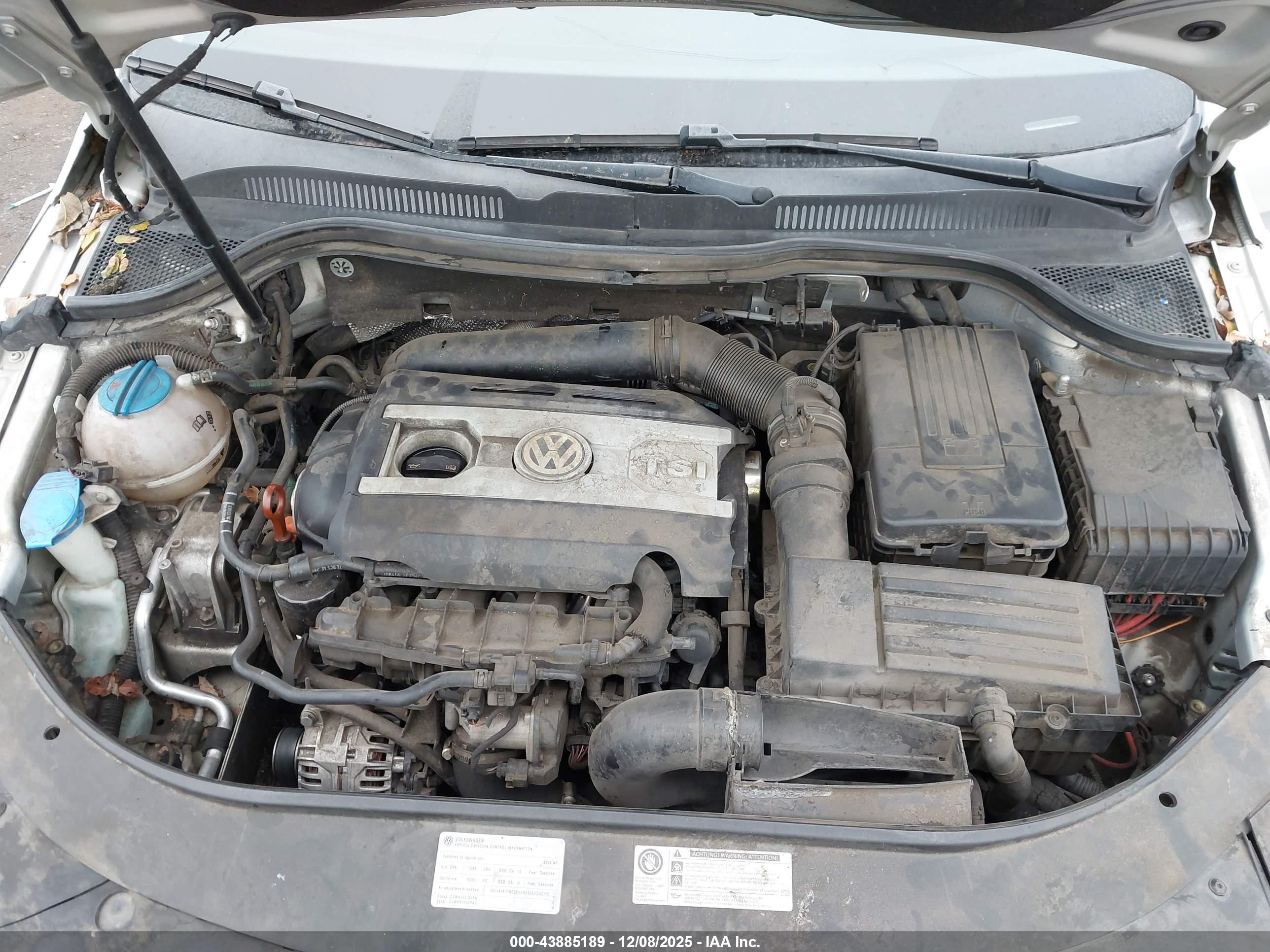 VOLKSWAGEN CC image 10