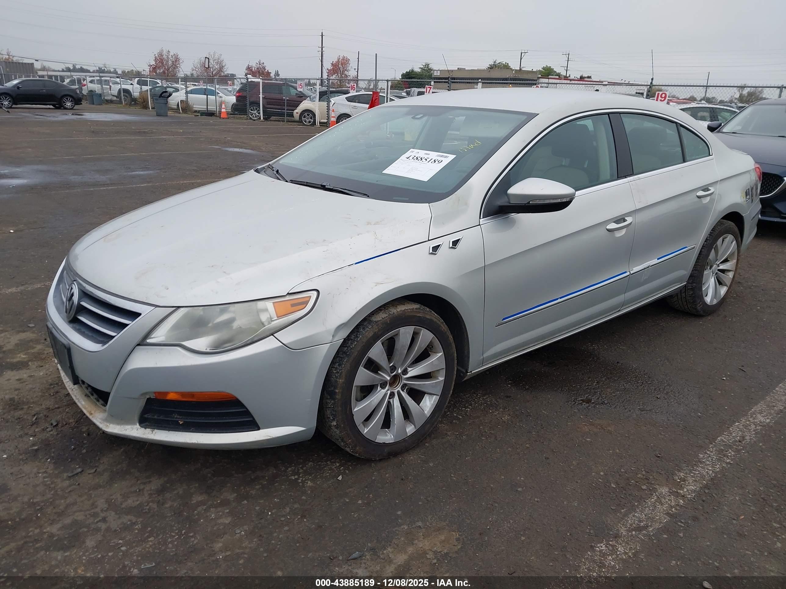 VOLKSWAGEN CC image 2