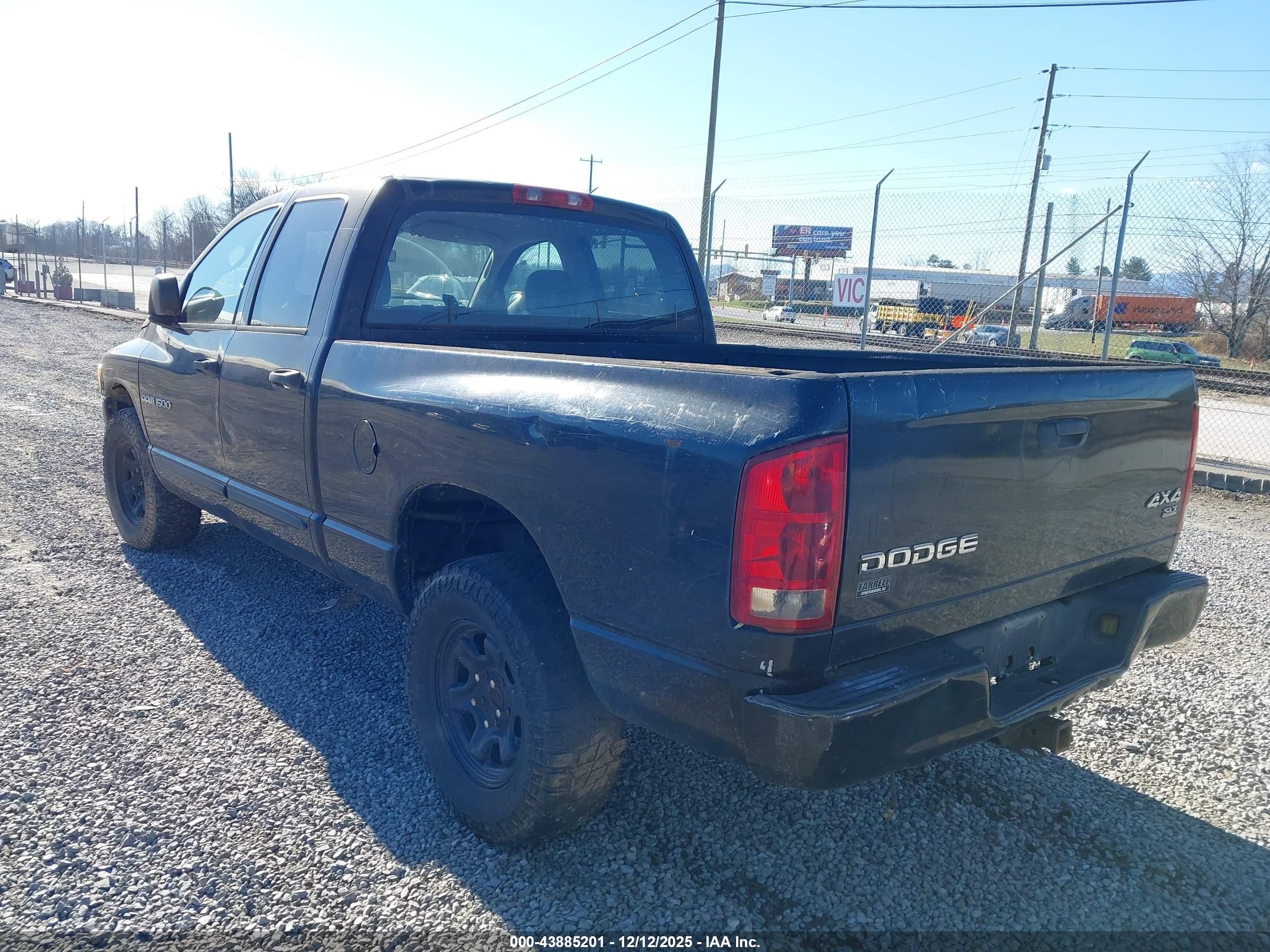 DODGE RAM image 3