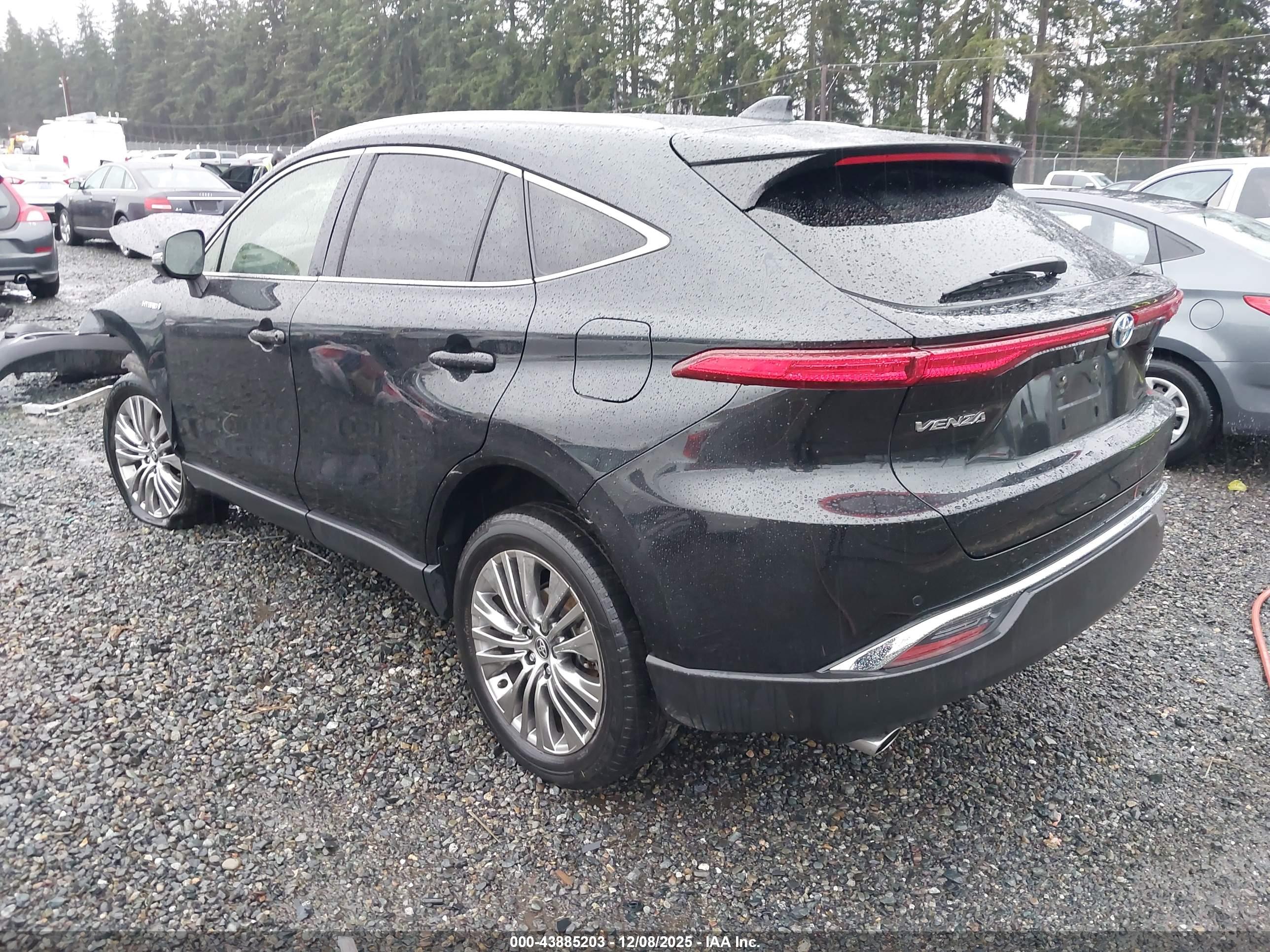 TOYOTA VENZA image 3