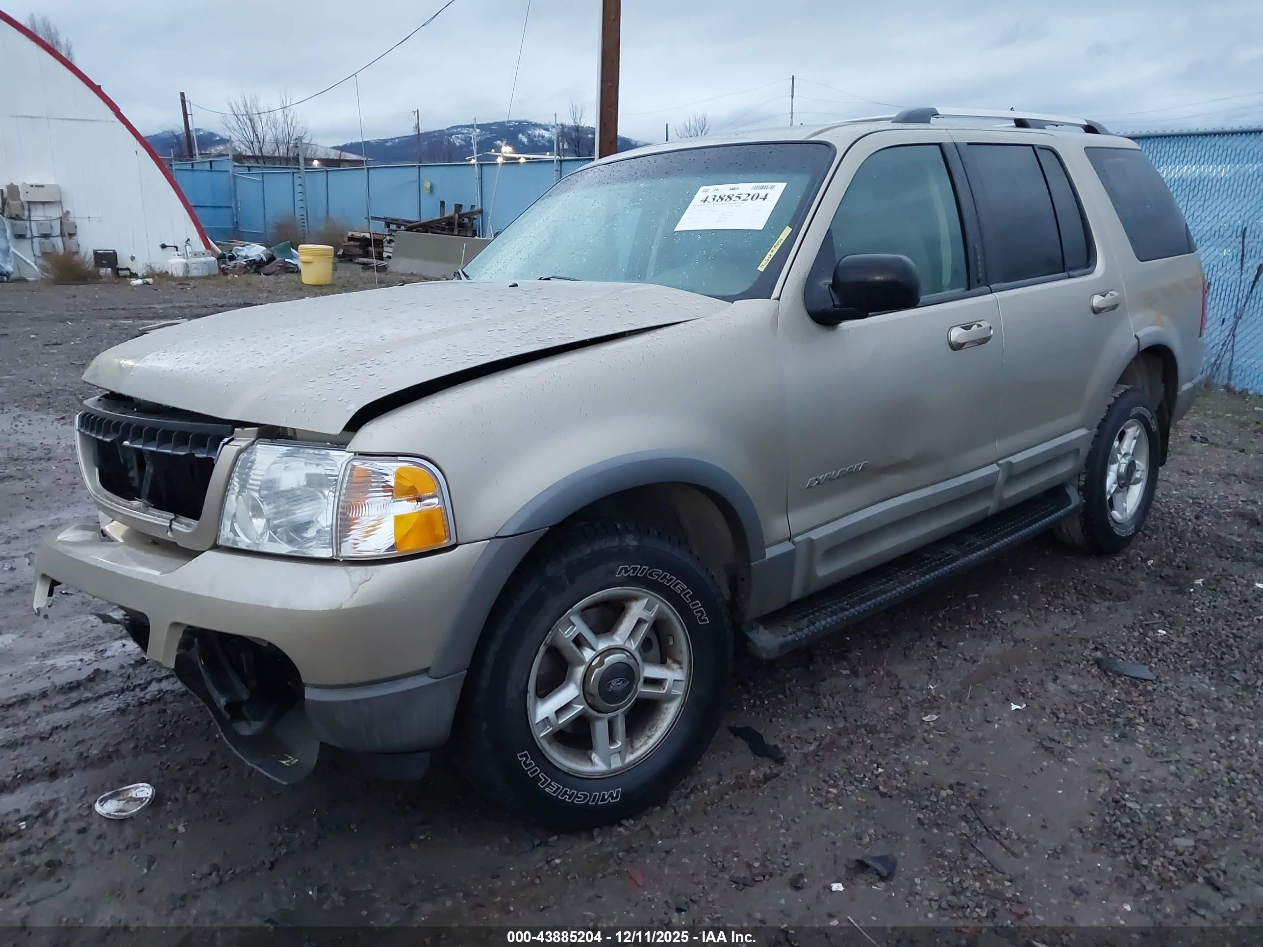 FORD EXPLORER image 2