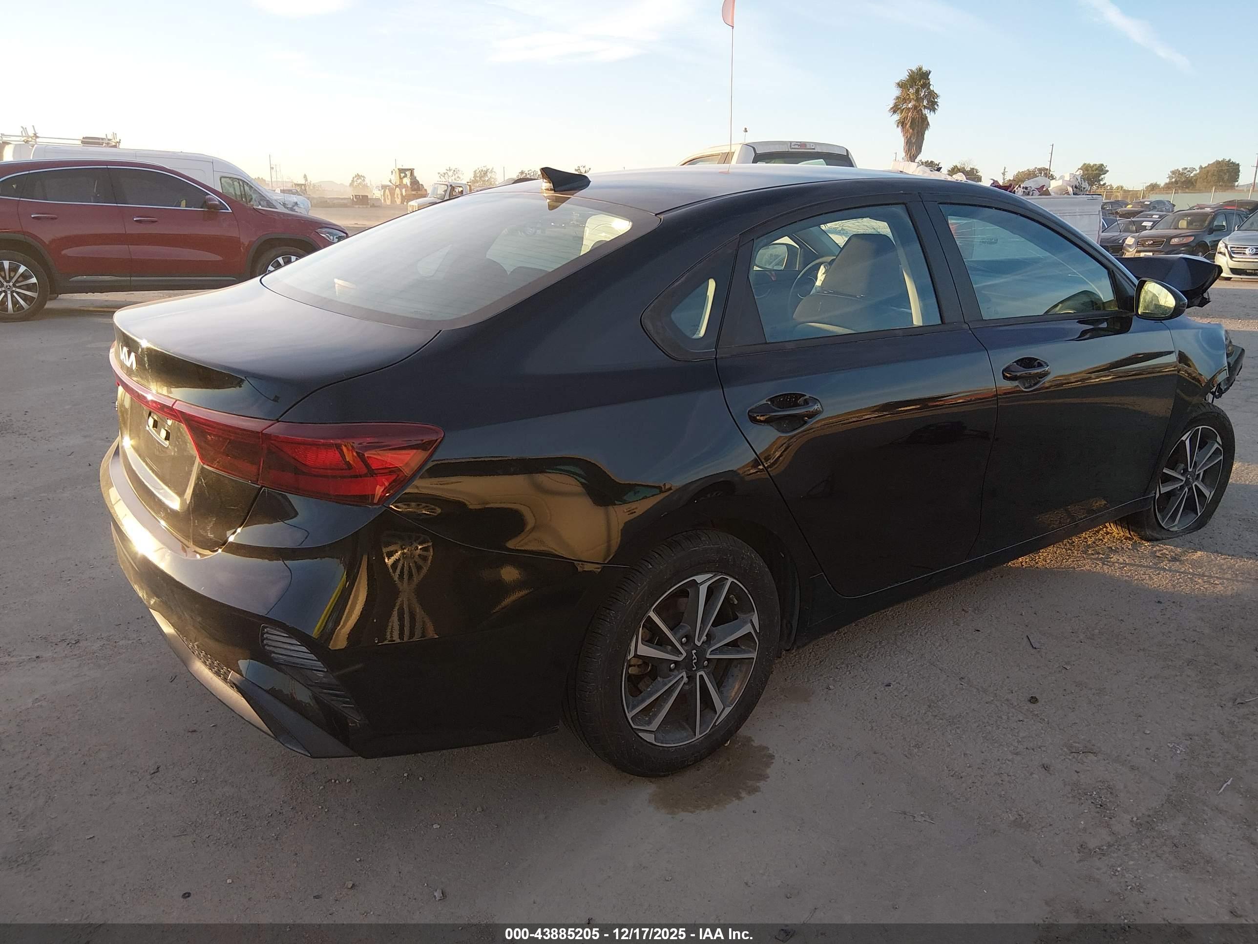 KIA FORTE image 4