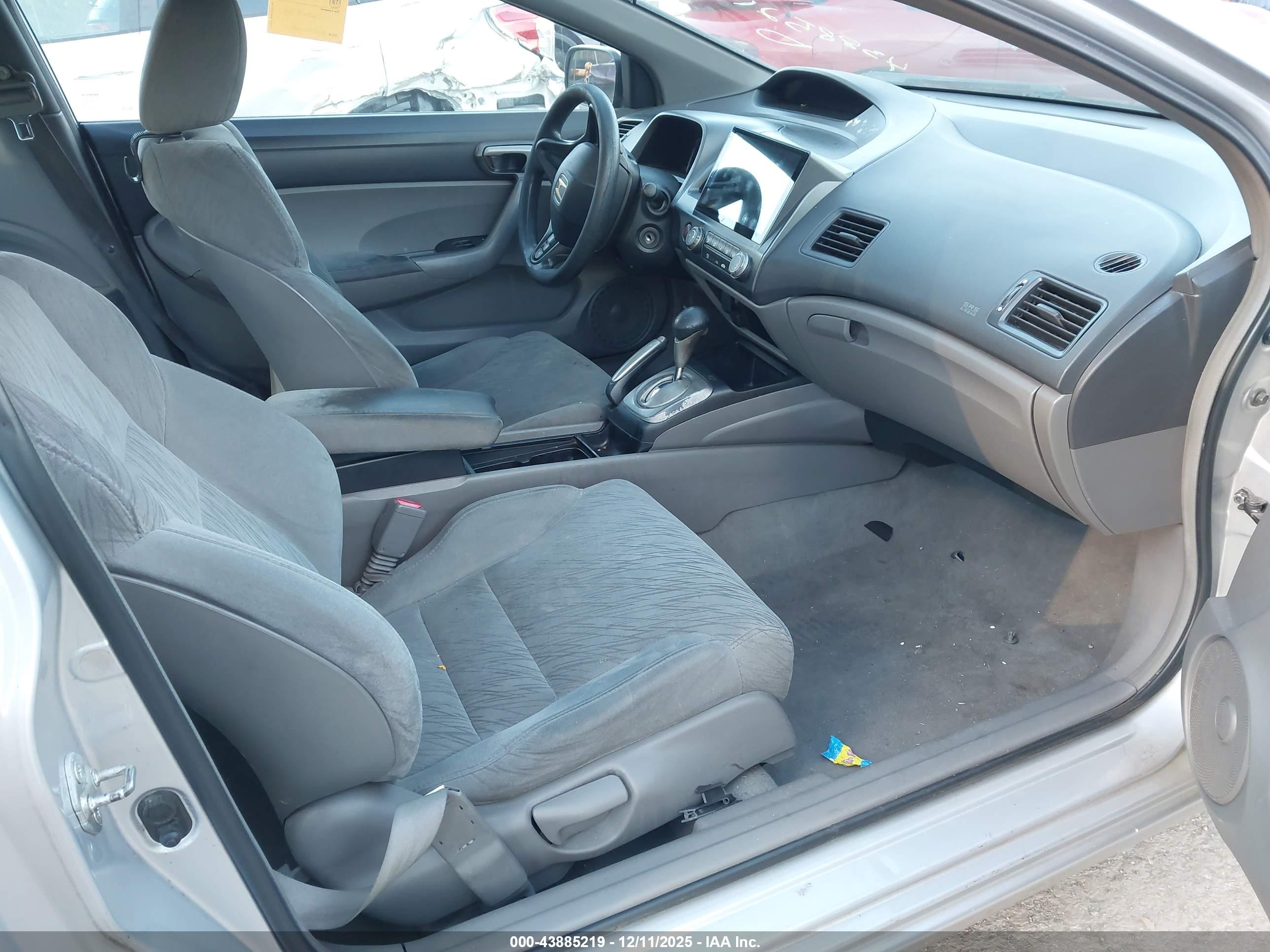 HONDA CIVIC image 5
