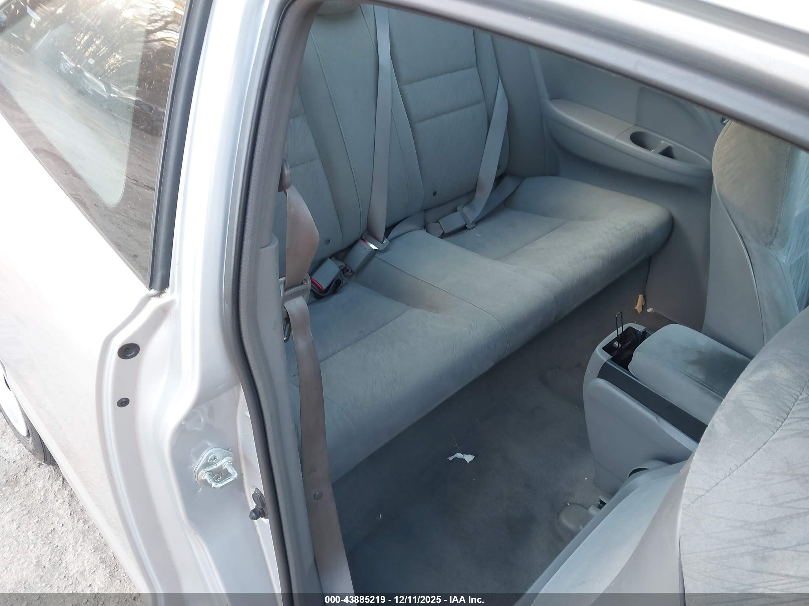 HONDA CIVIC image 8