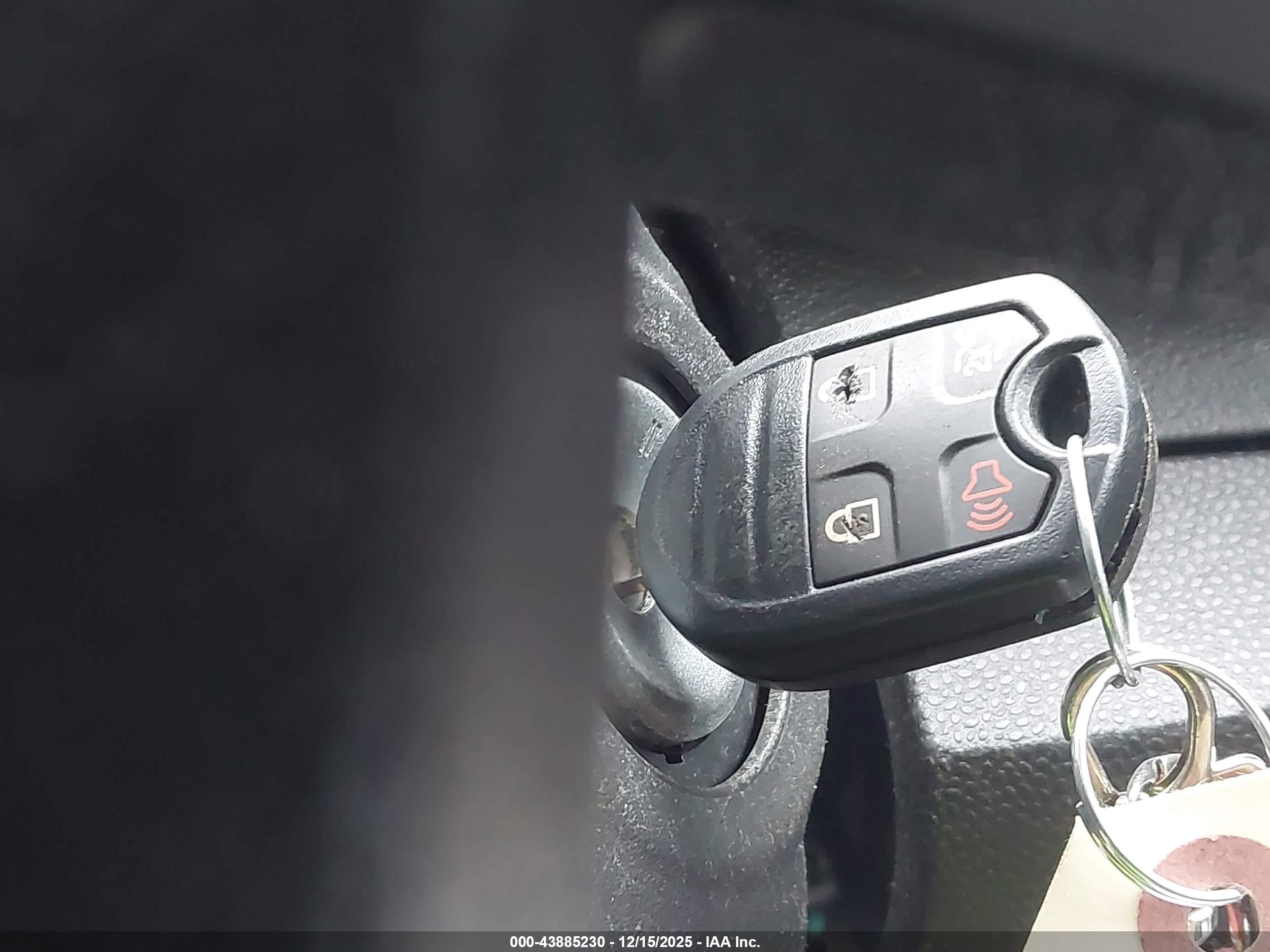 FORD FIESTA image 11