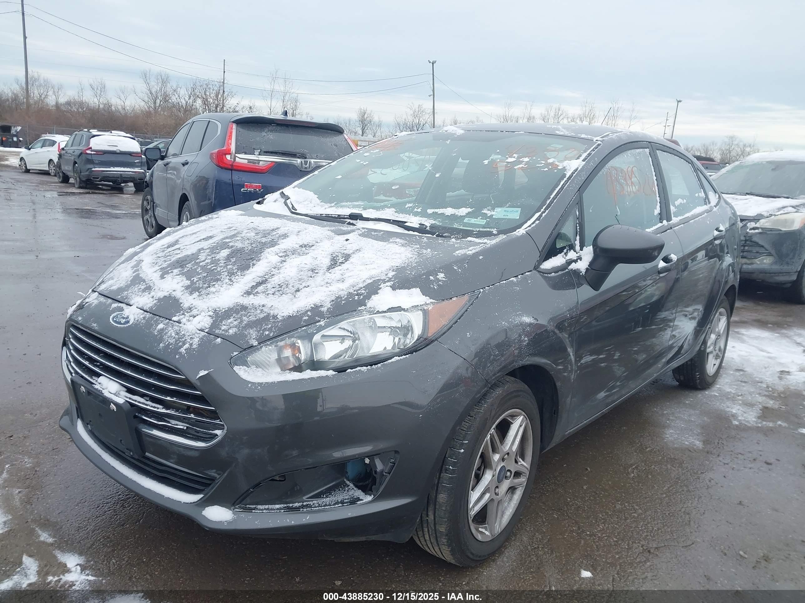 FORD FIESTA image 2