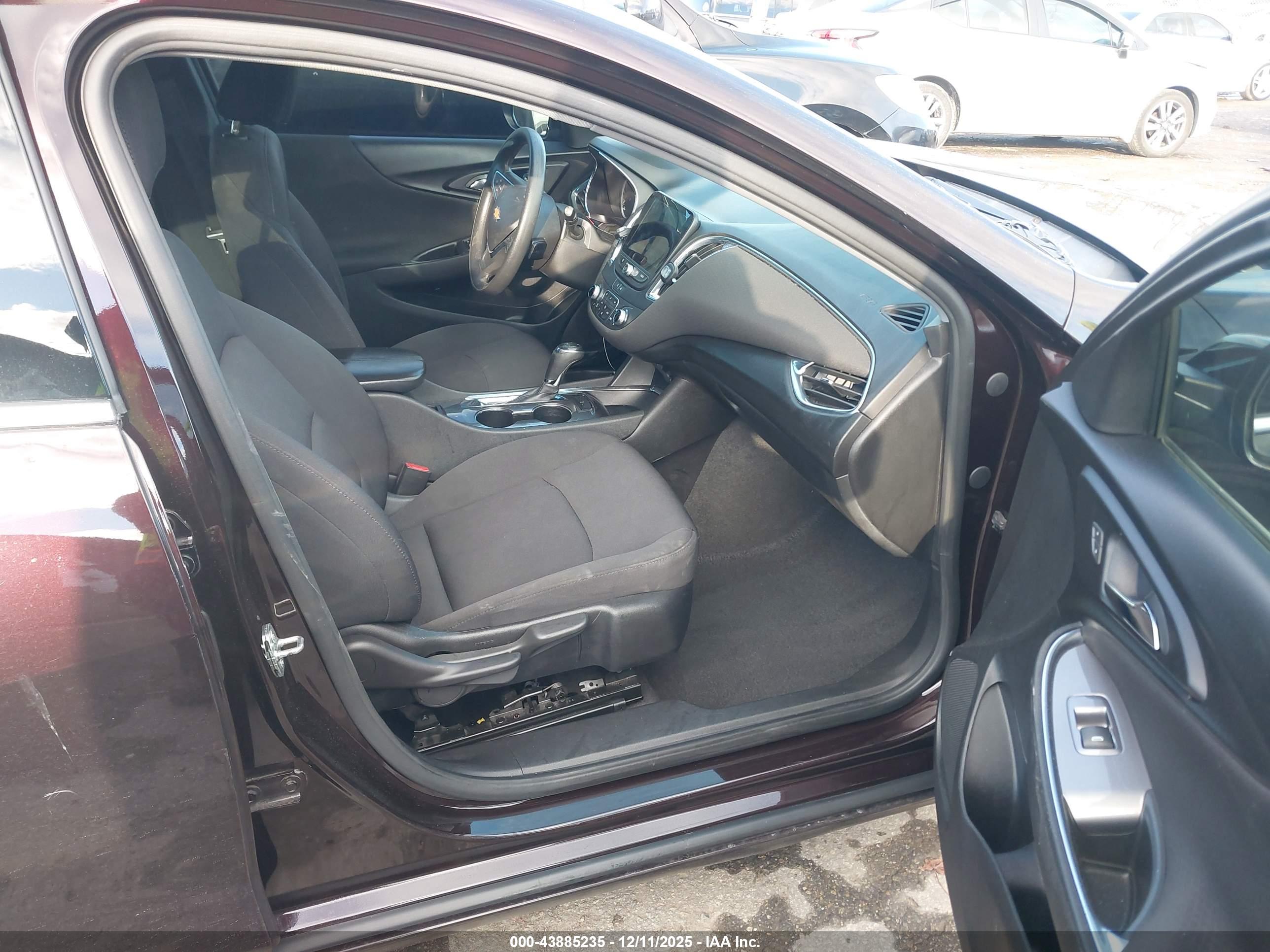 CHEVROLET MALIBU image 5