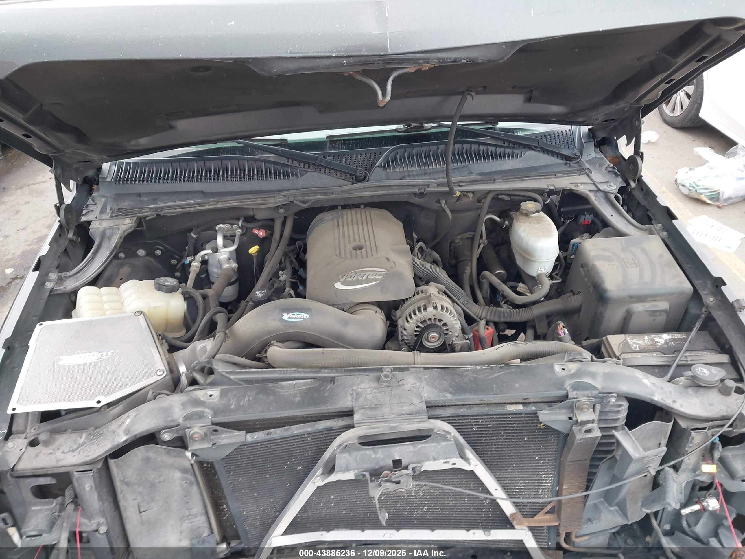 CHEVROLET AVALANCHE image 10