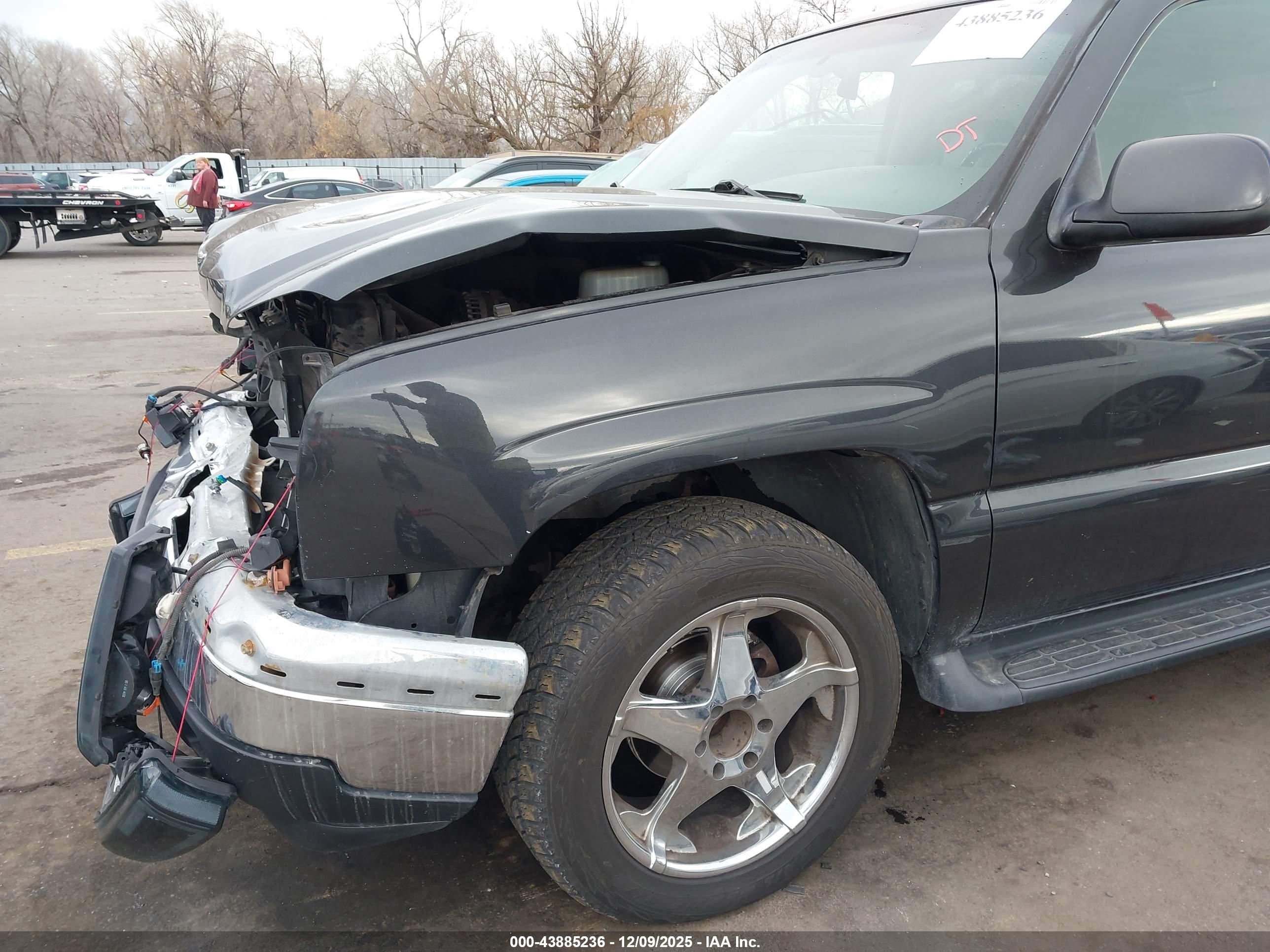 CHEVROLET AVALANCHE image 6
