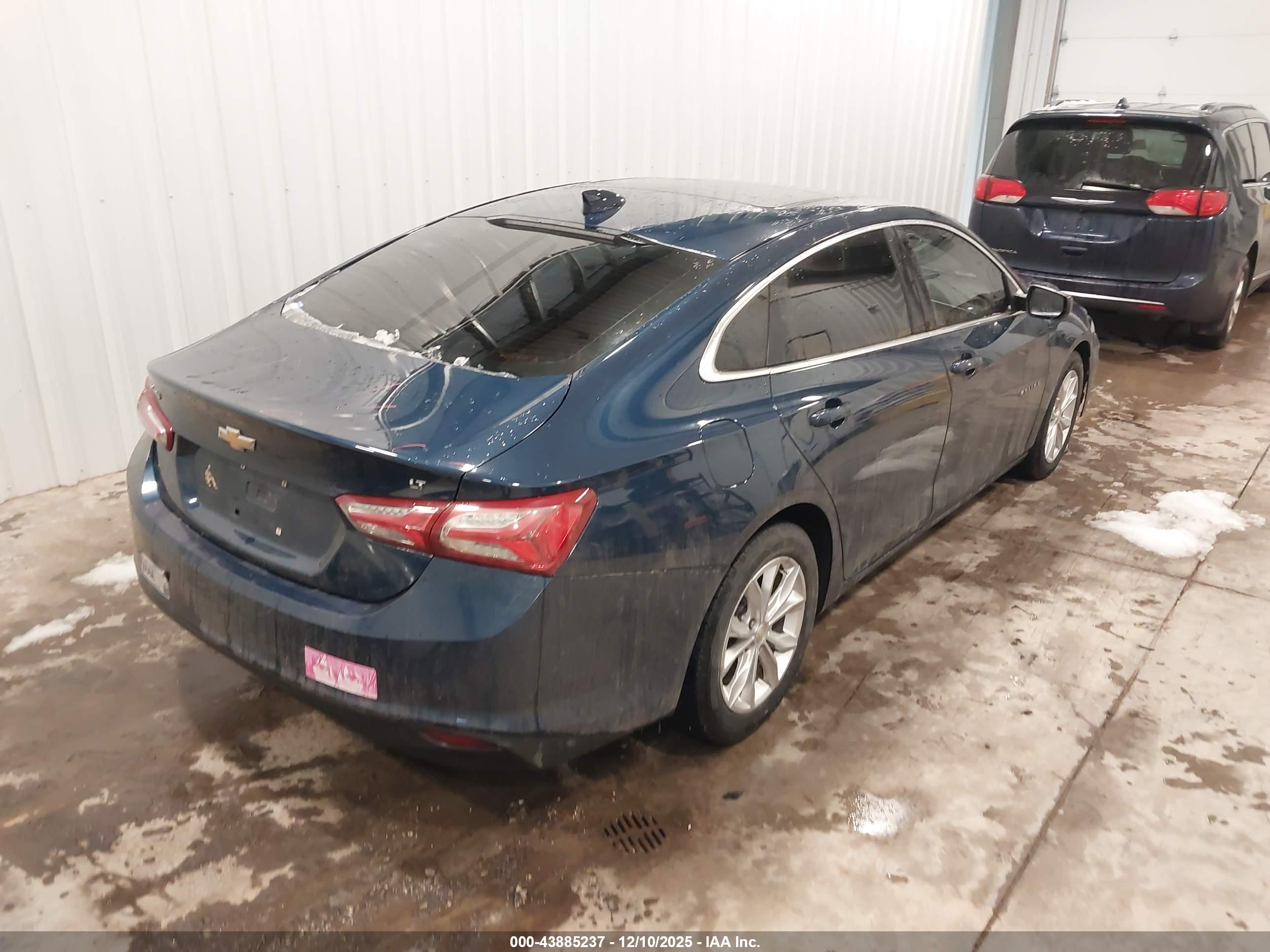 CHEVROLET MALIBU image 4