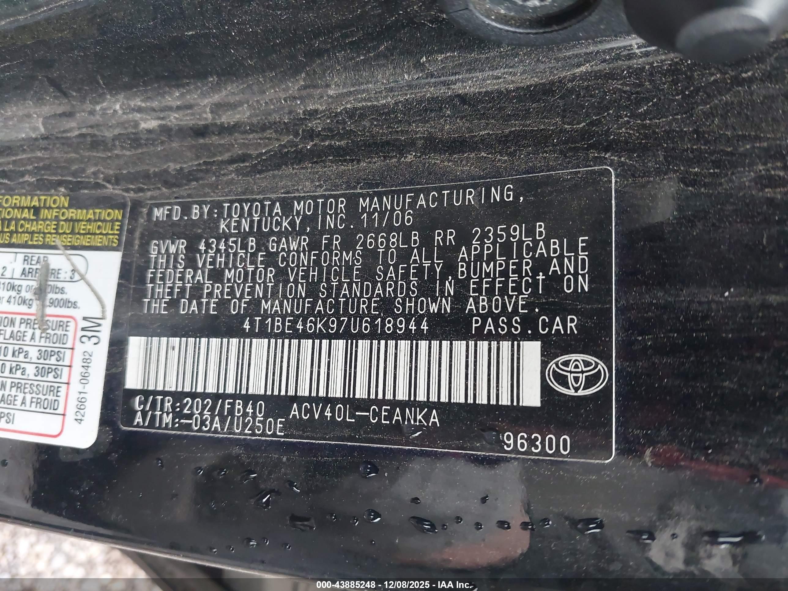 TOYOTA CAMRY image 9