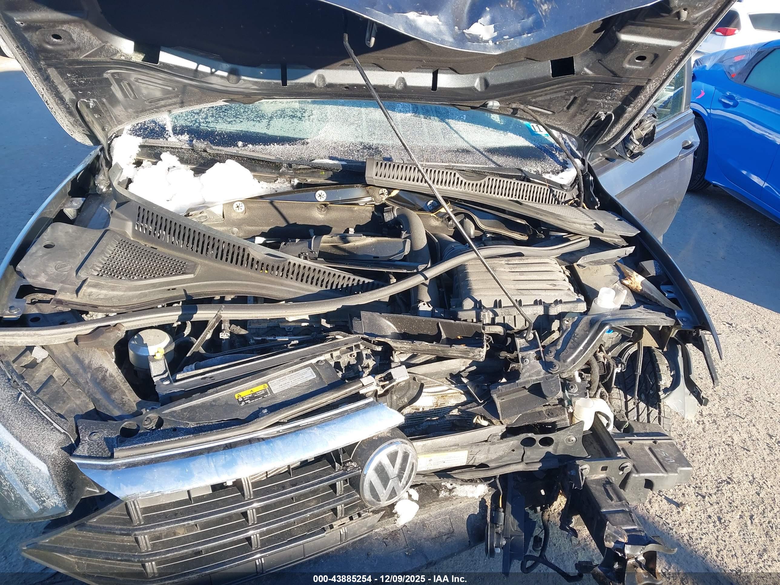 VOLKSWAGEN JETTA image 10