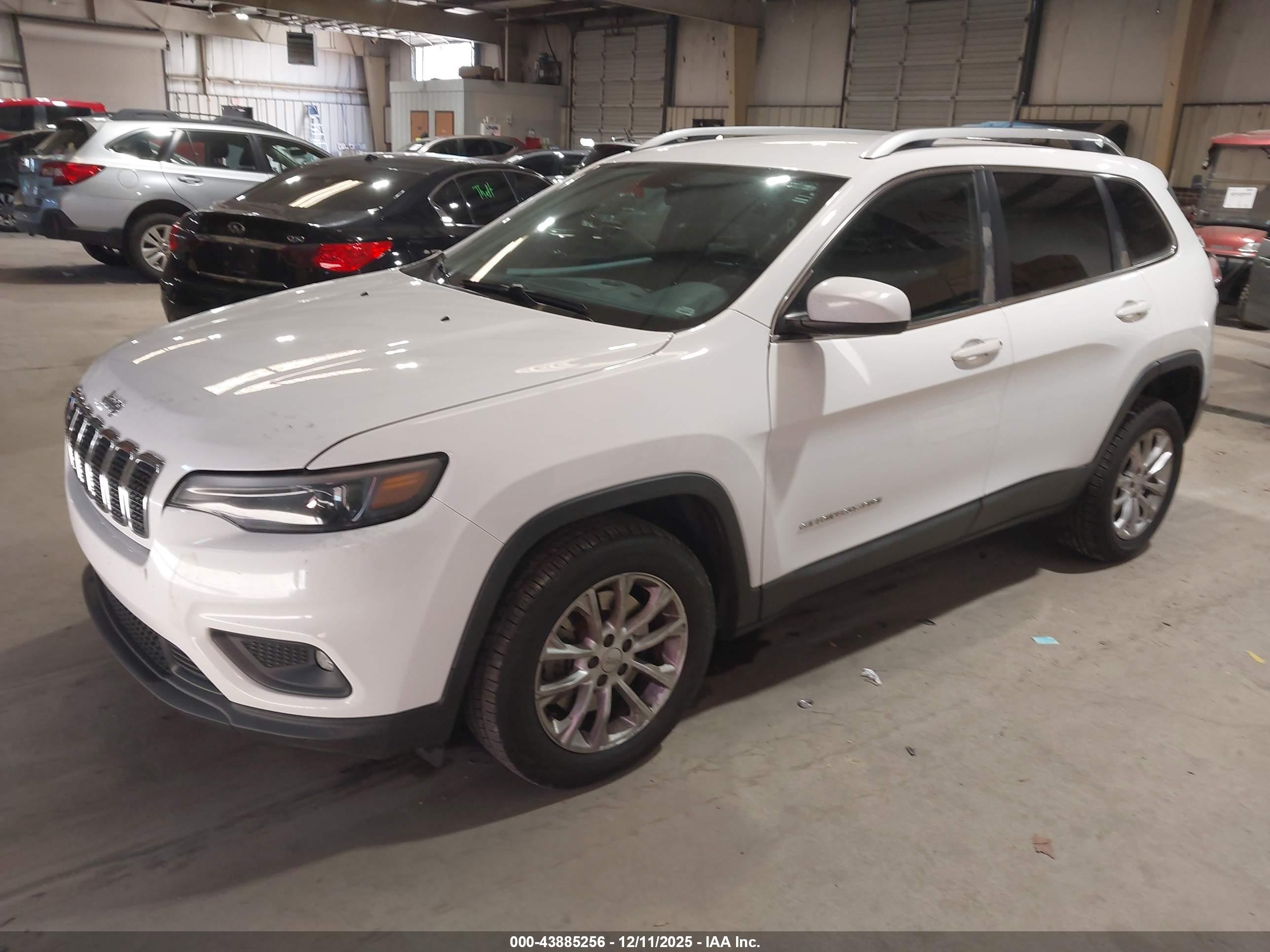 JEEP CHEROKEE image 2