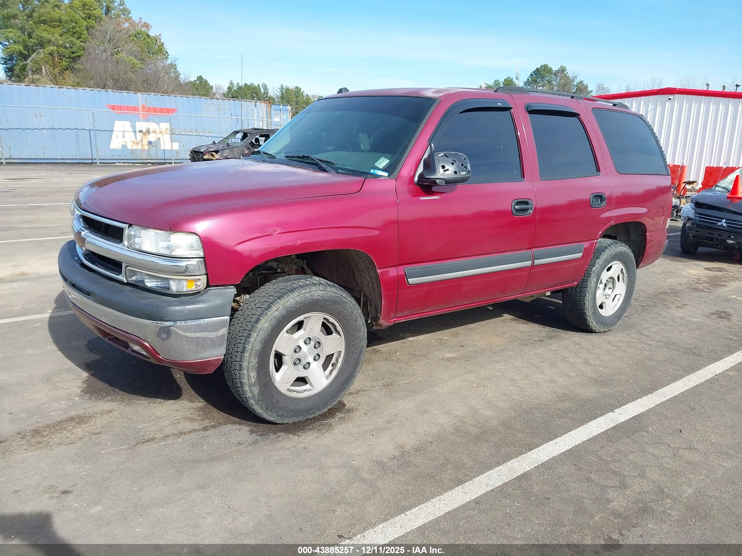 CHEVROLET TAHOE image 2