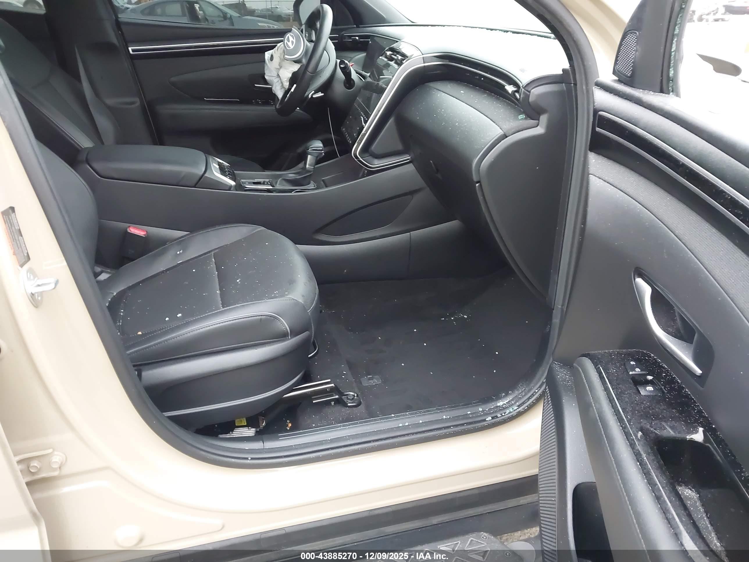 HYUNDAI SANTA image 5