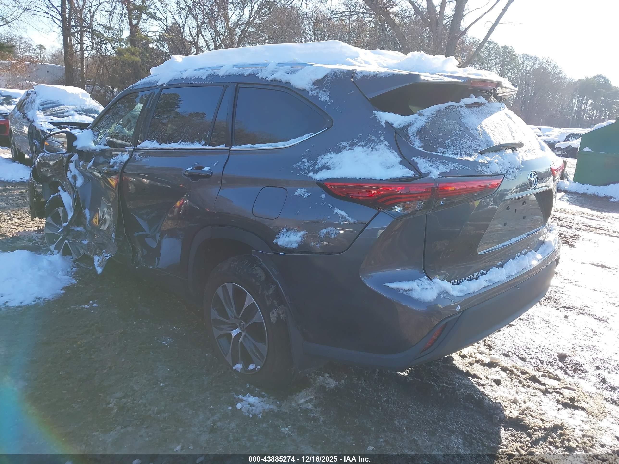 TOYOTA HIGHLANDER image 3