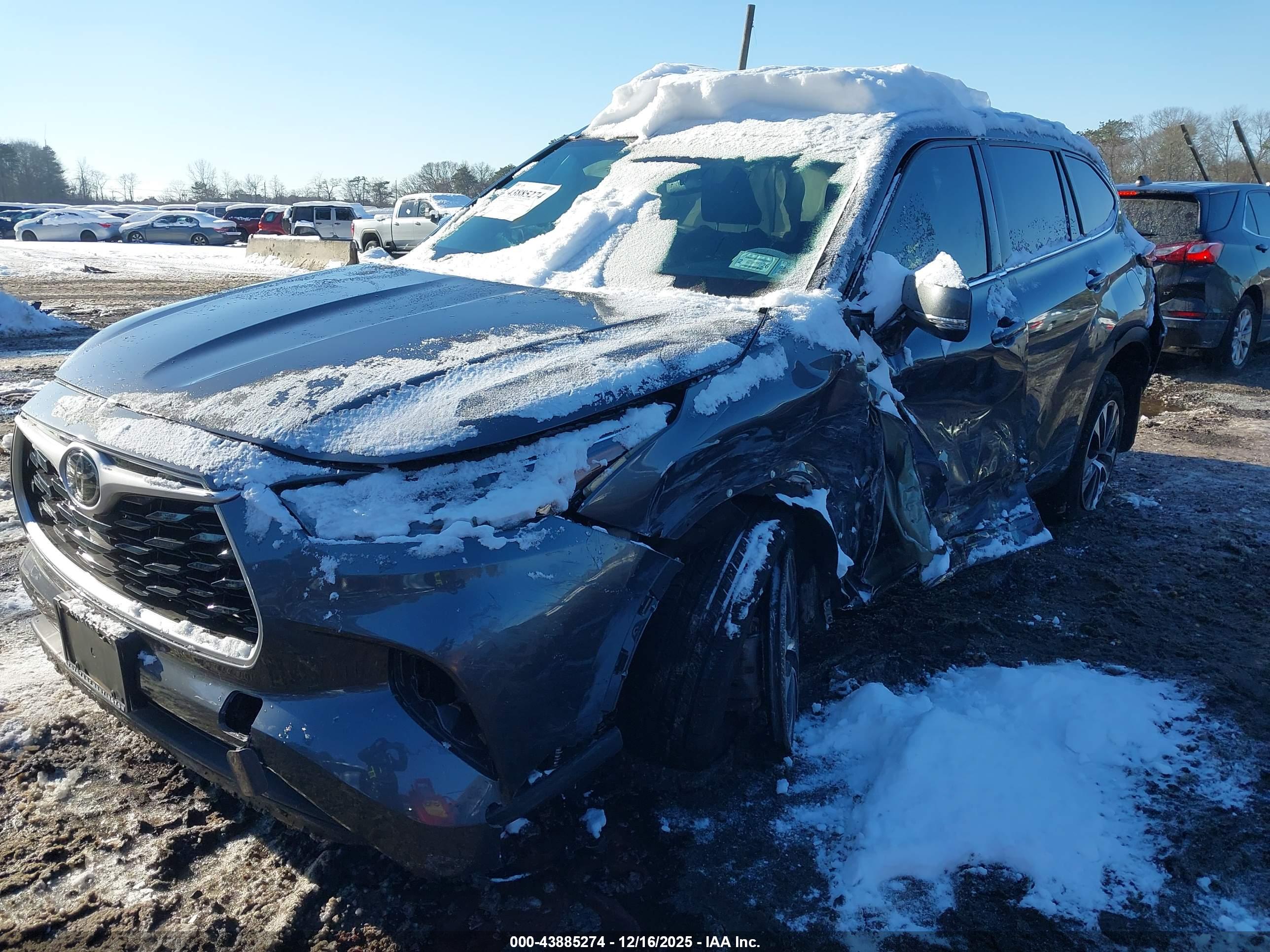 TOYOTA HIGHLANDER image 6